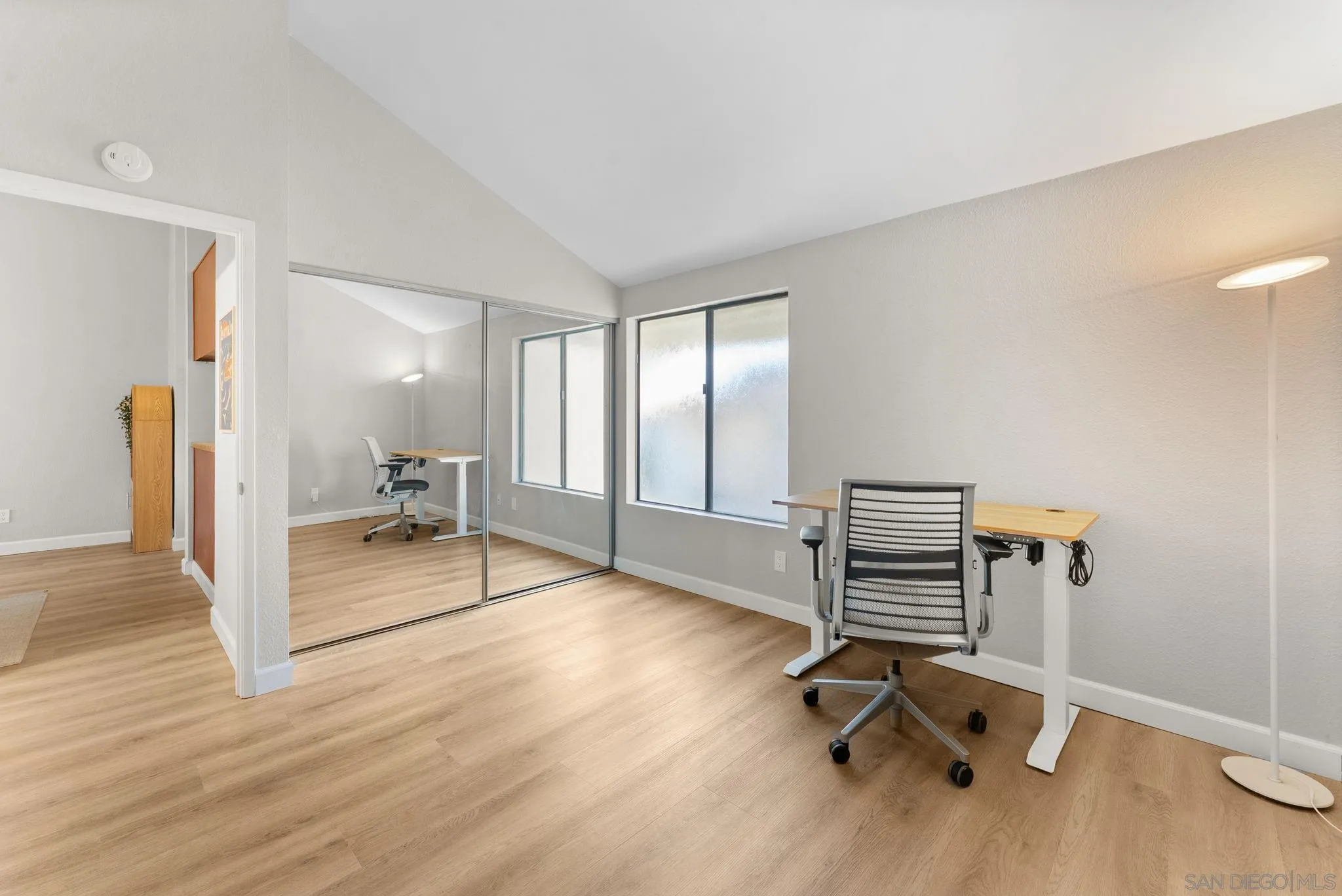 https://cdn.realtyfeed.com/cdn/127/260002799/477cc906af84e6ac046b90cabceb4ac8.webp