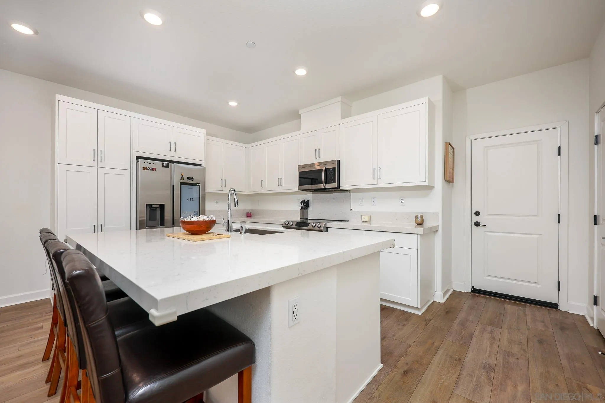 Photo #11: 260002800 Listing: Photo #11