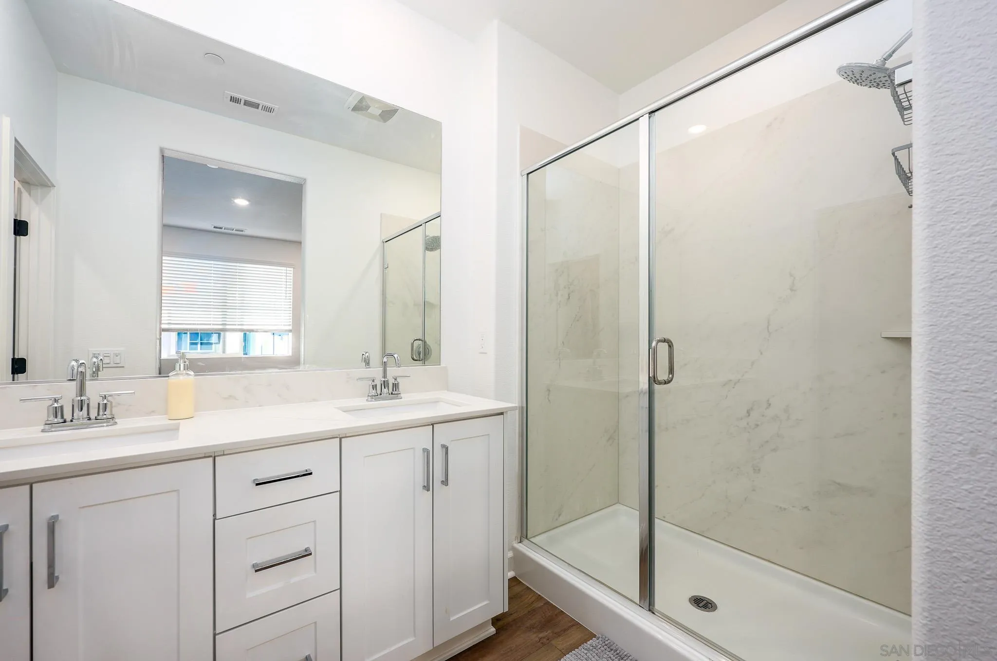 Photo #16: 260002800 Listing: Photo #16