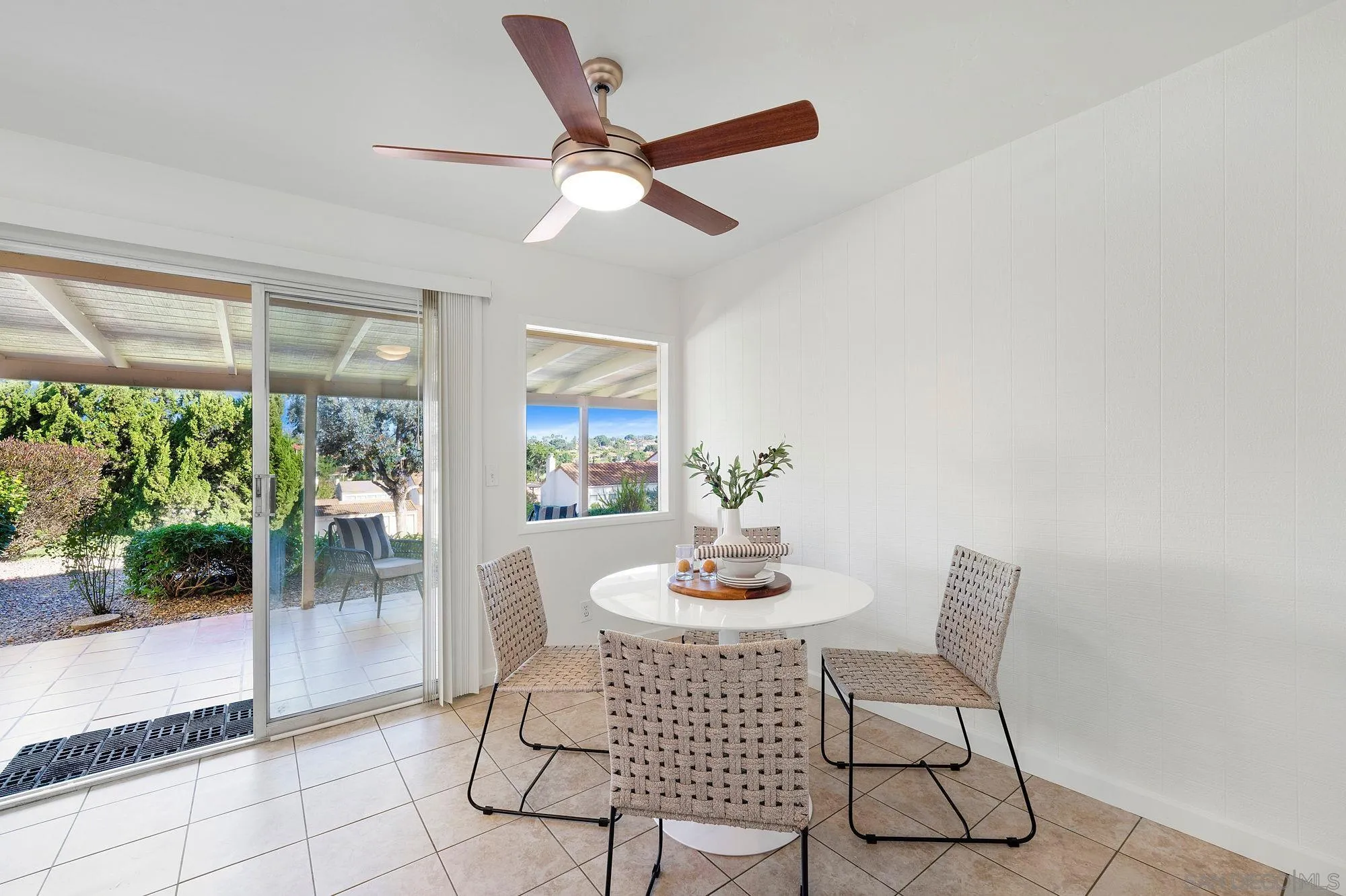 https://cdn.realtyfeed.com/cdn/127/260002805/c009365687ae017451db8b337738381e.webp