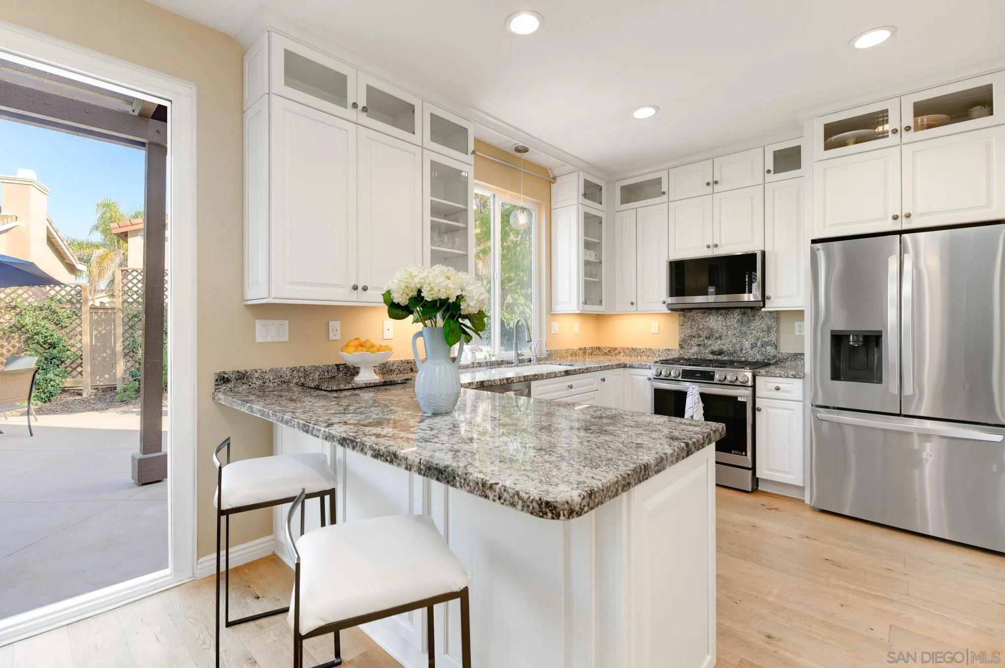 https://cdn.realtyfeed.com/cdn/127/260002812/98df0372fd5ad626fd6da3ed2a4704fd.webp