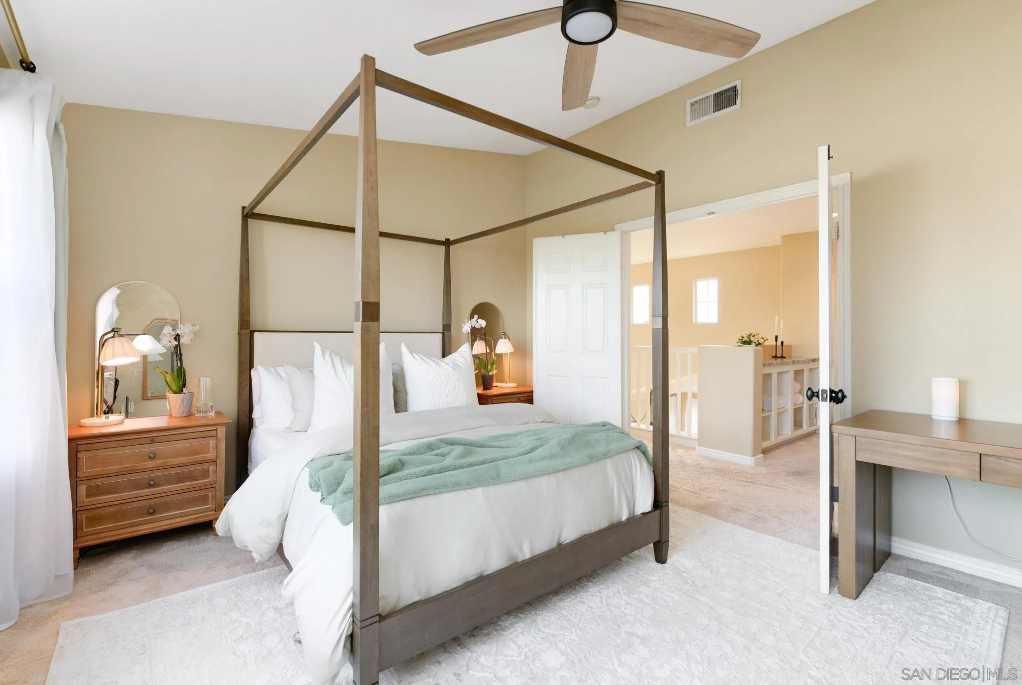 https://cdn.realtyfeed.com/cdn/127/260002812/edd0c307327cf7fc38bf82e5c0aee164.webp