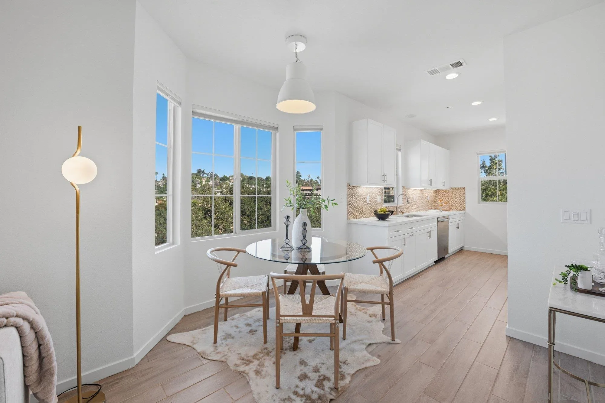 Photo #7: 260002813 Listing: Photo #7