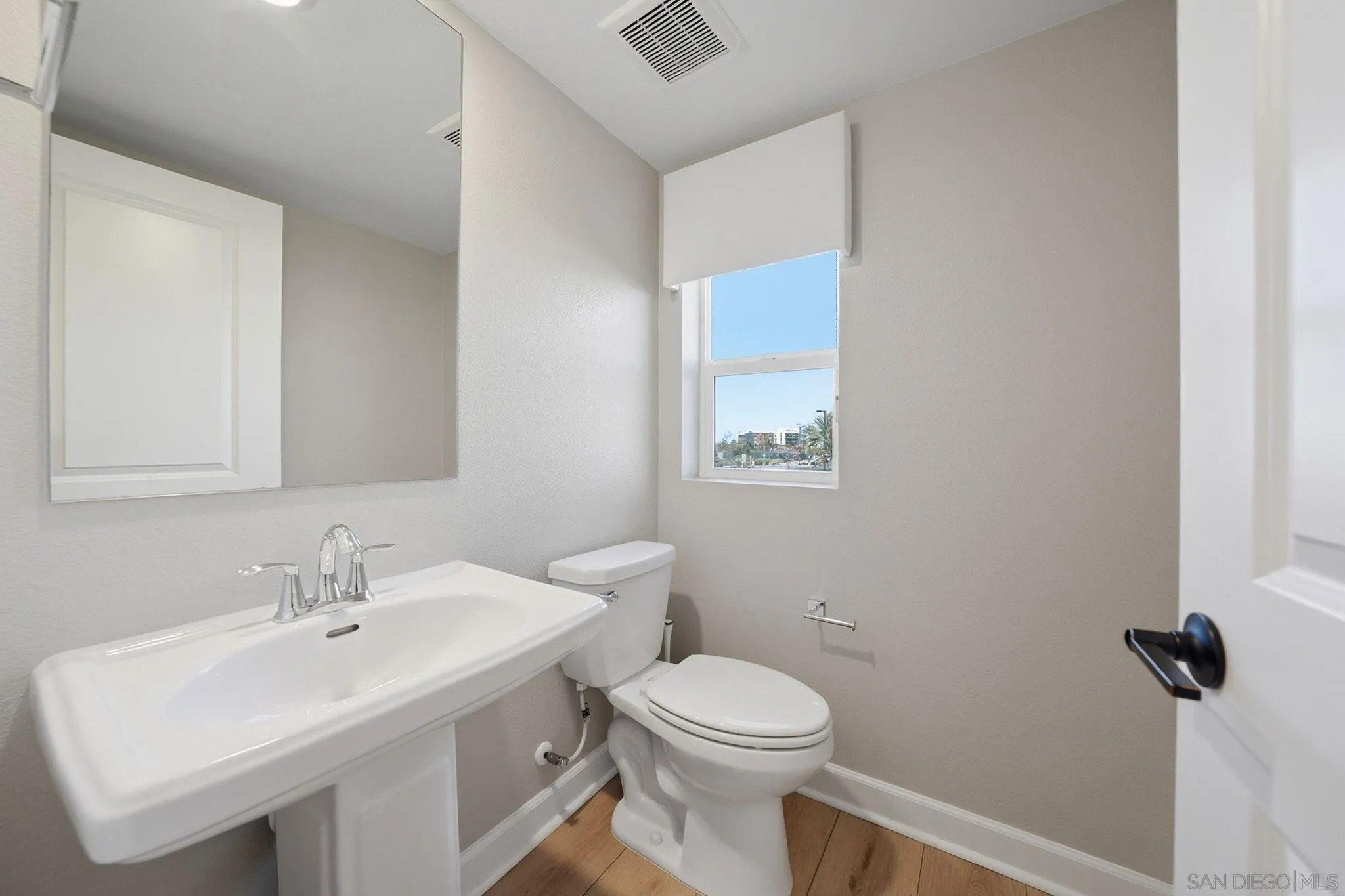 Photo #27: 260002816 Listing: Photo #27