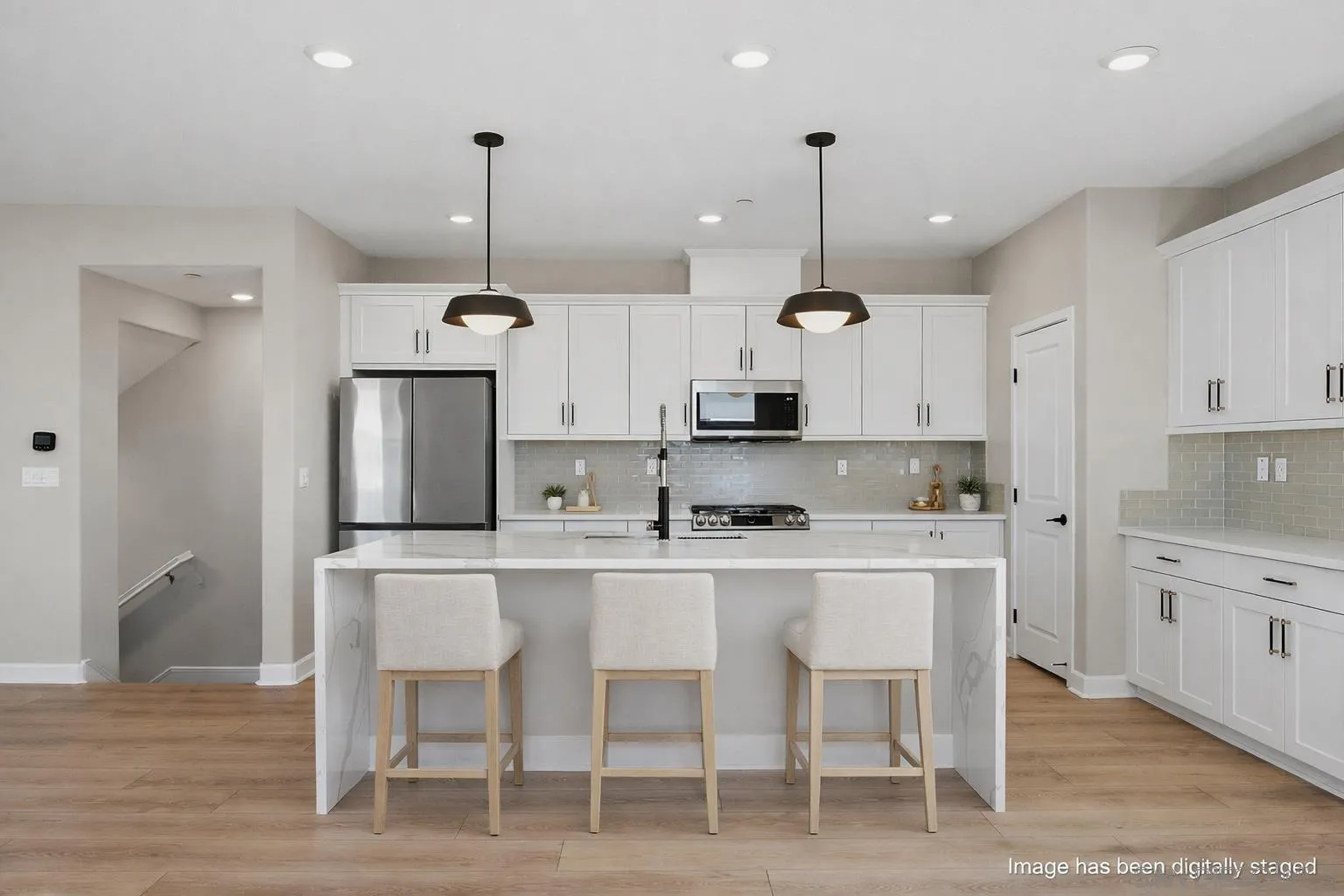 Photo #7: 260002816 Listing: Photo #7