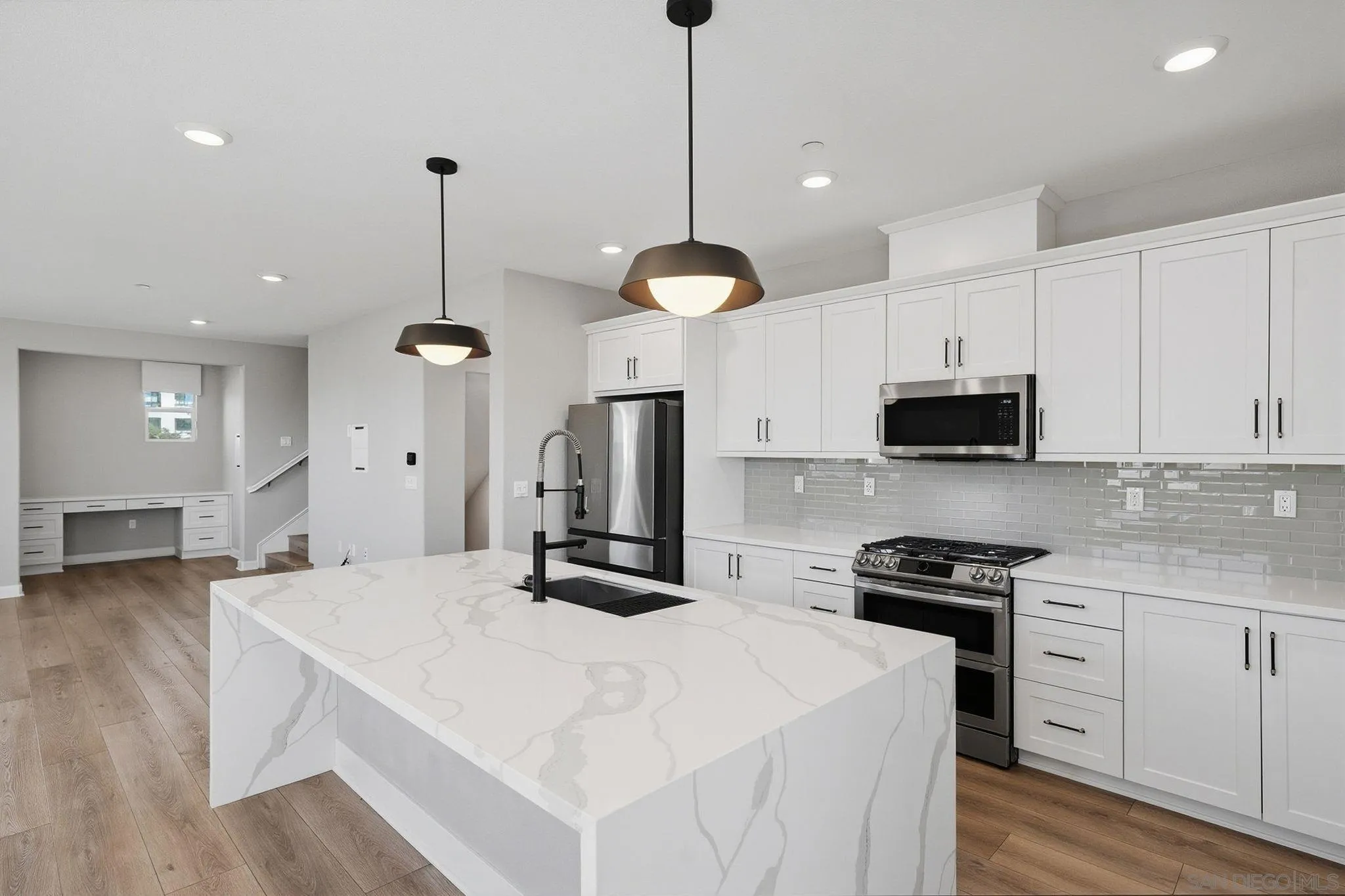 Photo #10: 260002816 Listing: Photo #10