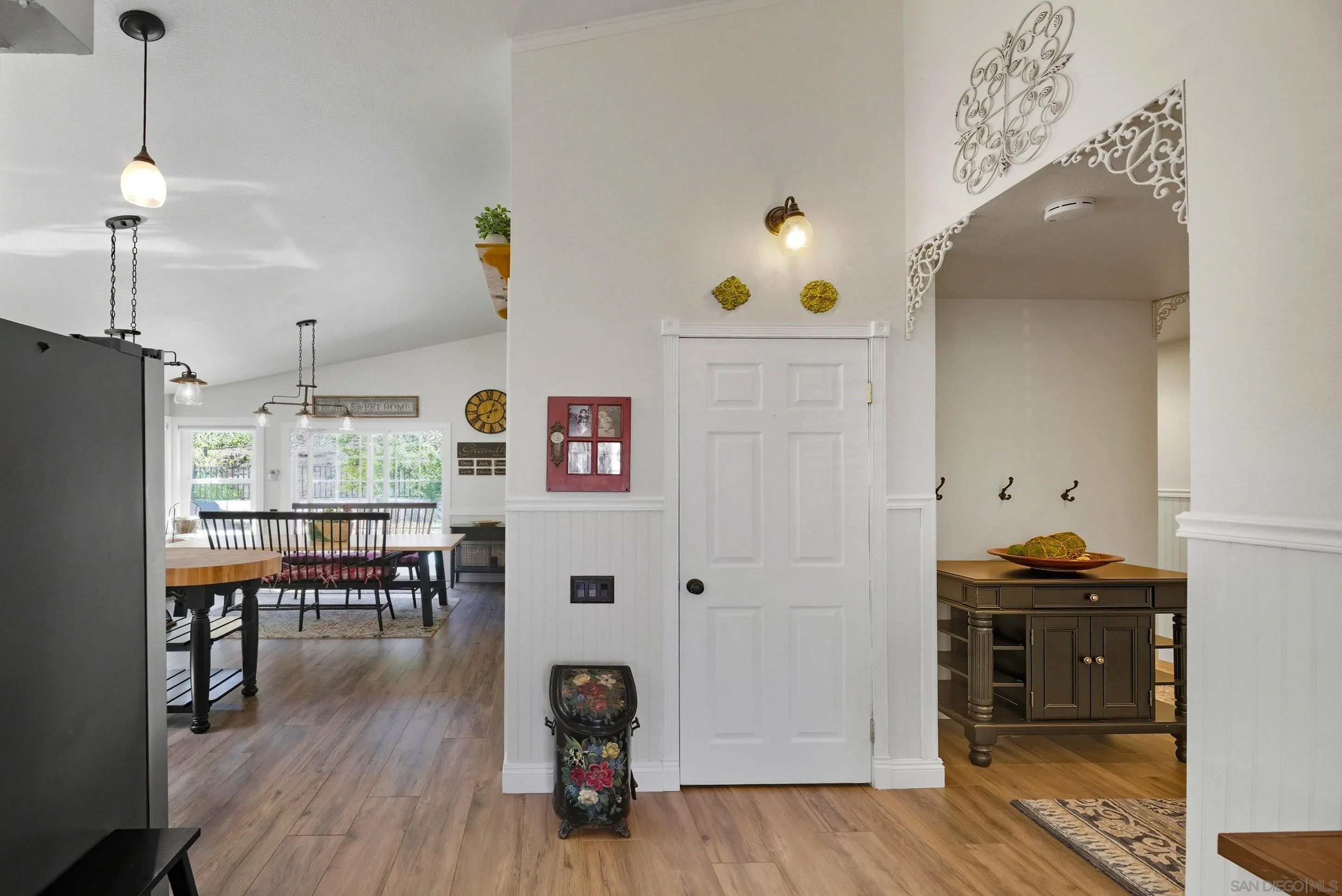 https://cdn.realtyfeed.com/cdn/127/260002817/e18d34d1e40ed55501f3b90a8722083b.webp
