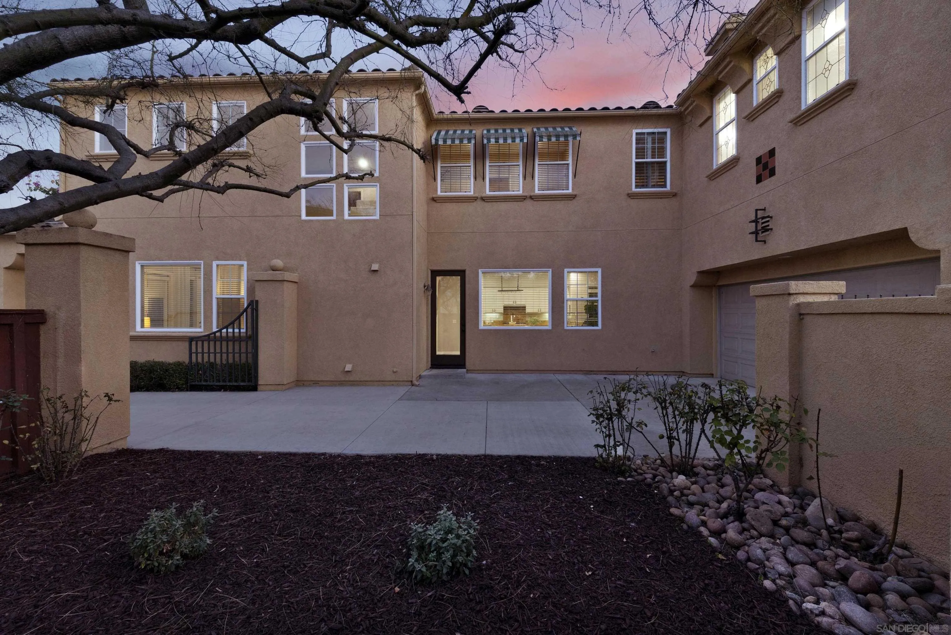 https://cdn.realtyfeed.com/cdn/127/260002822/07530a9c37964ff4fdf8ff5d8344a638.webp