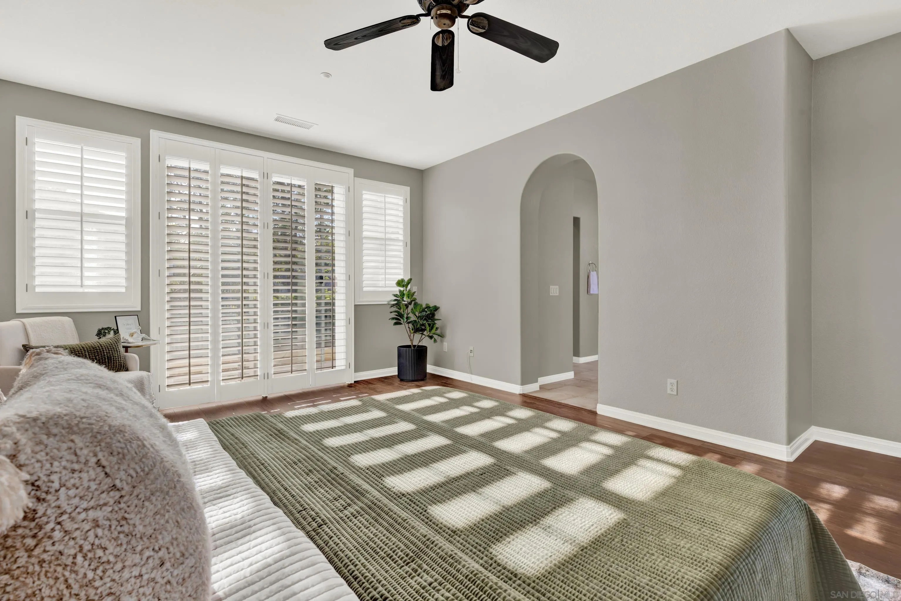 https://cdn.realtyfeed.com/cdn/127/260002822/0a54d739d8c88d28975458f8f7ff5453.webp
