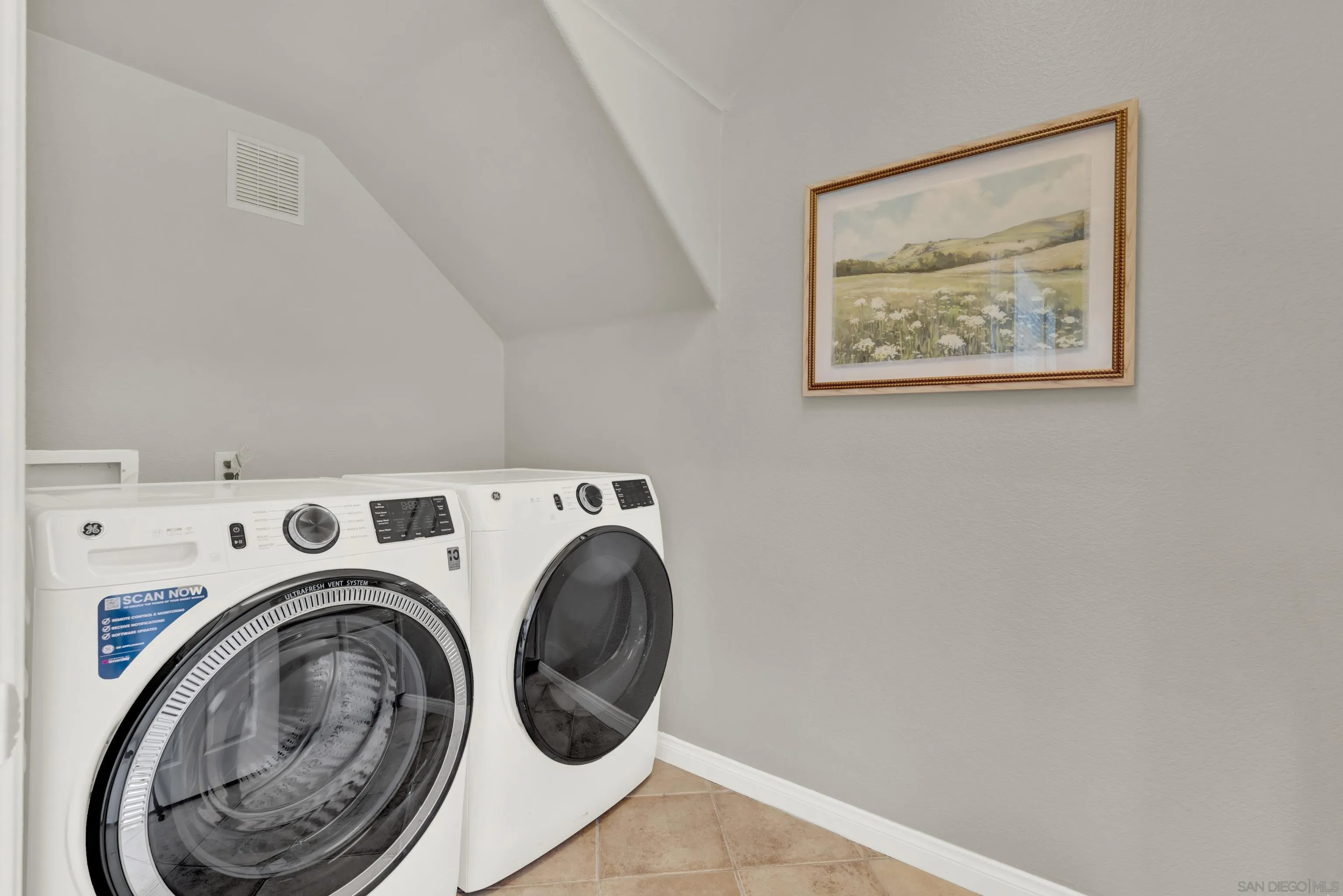 https://cdn.realtyfeed.com/cdn/127/260002822/cef740a72b6cb528a994c270df6092af.webp