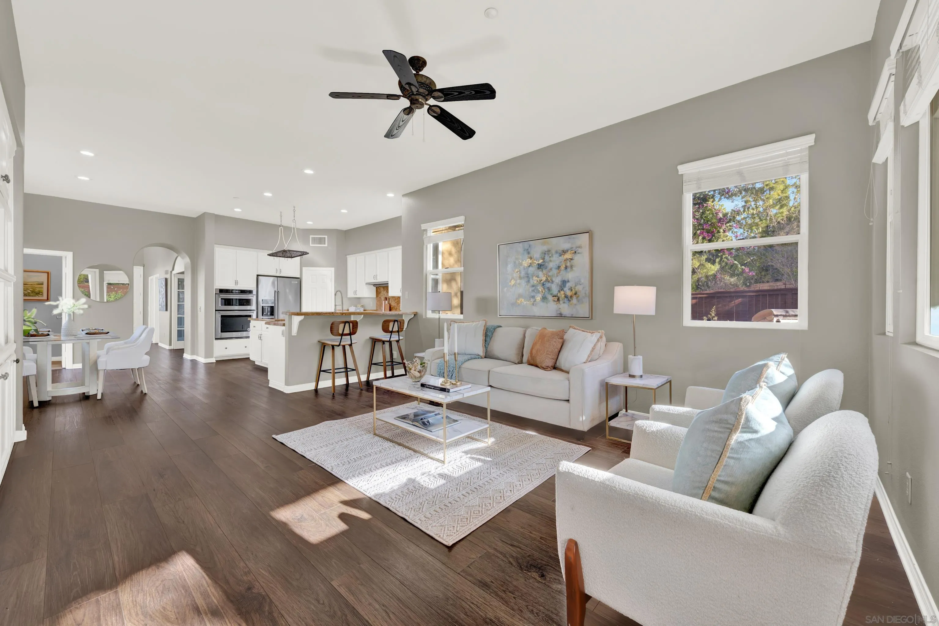 https://cdn.realtyfeed.com/cdn/127/260002822/e5a04e9e6b45e1398886e62e3b7df223.webp