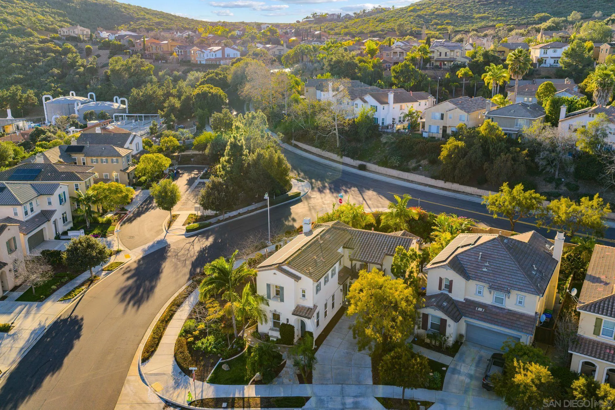 https://cdn.realtyfeed.com/cdn/127/260002823/ac58610472ddebb18c5be2610801e889.webp