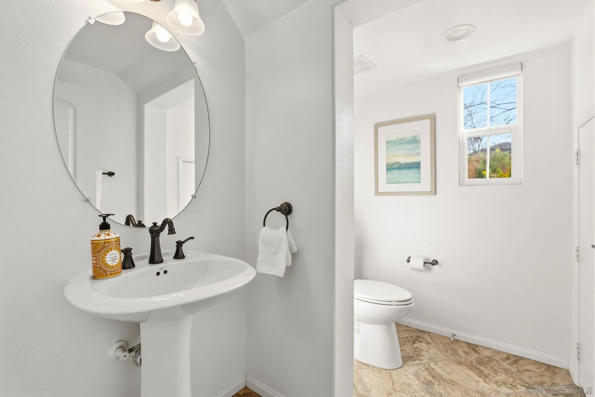 https://cdn.realtyfeed.com/cdn/127/260002823/fe9622503b4ac2ecdf0a24d87021a437.webp