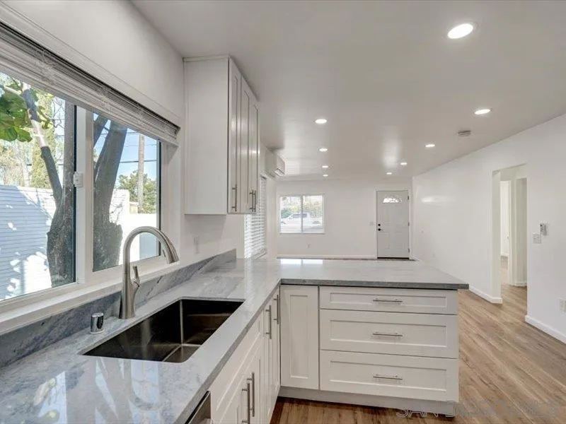 https://cdn.realtyfeed.com/cdn/127/260002824/3834c59fc29e61625f4cea284af5ec48.webp