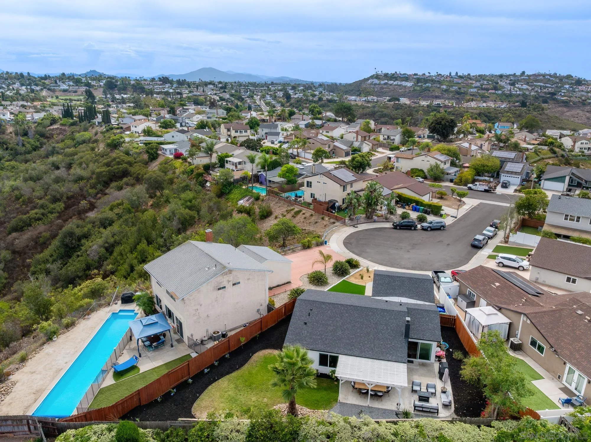 https://cdn.realtyfeed.com/cdn/127/260002825/088cf629ff87889350dc6fdddc501a6f.webp