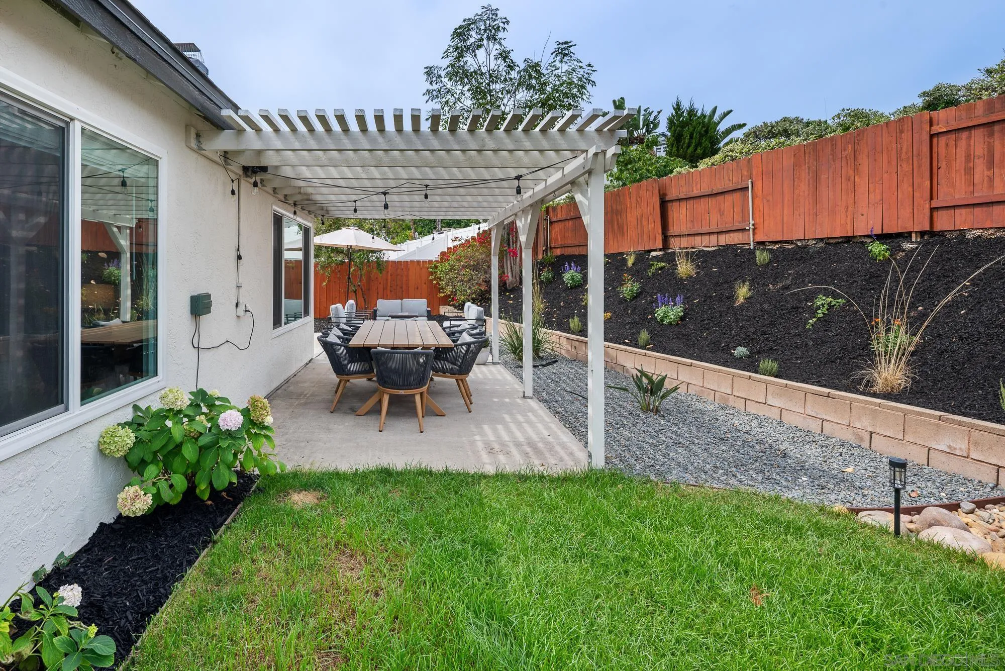 https://cdn.realtyfeed.com/cdn/127/260002825/1668b0b8fb77f1f0303fbc380d8b52fe.webp