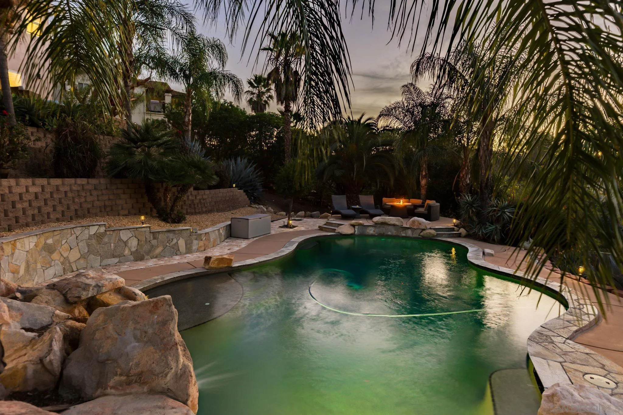 https://cdn.realtyfeed.com/cdn/127/260002826/3cb152e431a2f57a7d39f470811a8256.webp