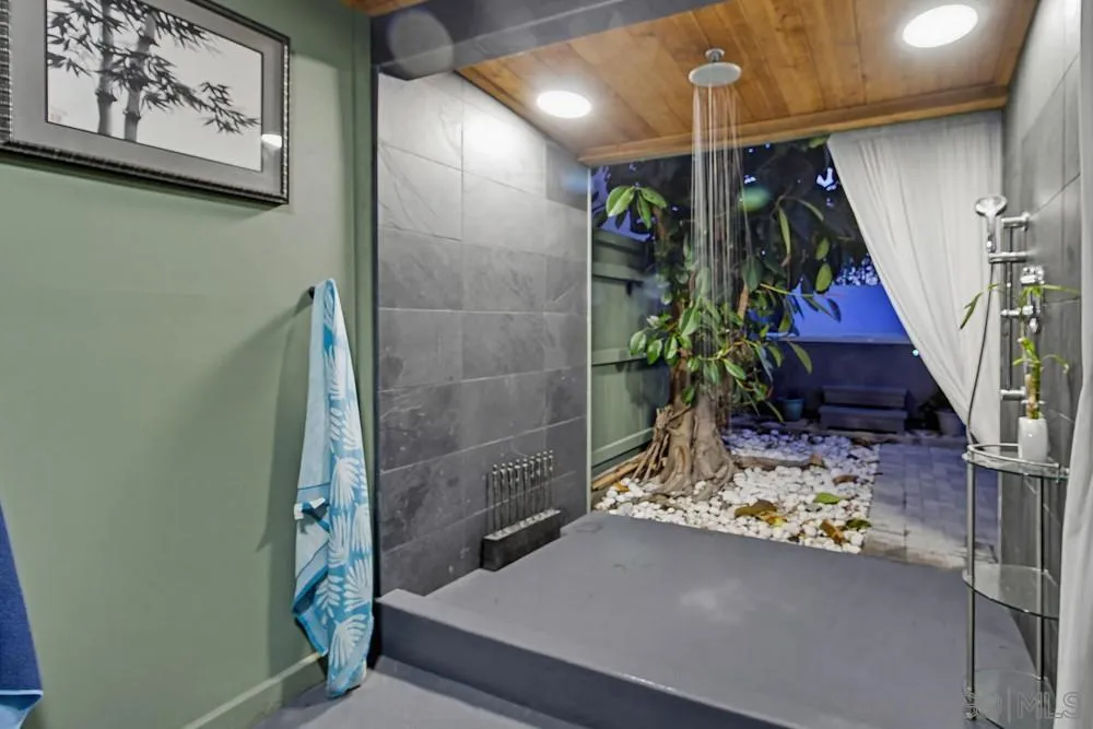 https://cdn.realtyfeed.com/cdn/127/260002828/a6c3ca39d89c50c36fa3d5c4bfdbca33.webp
