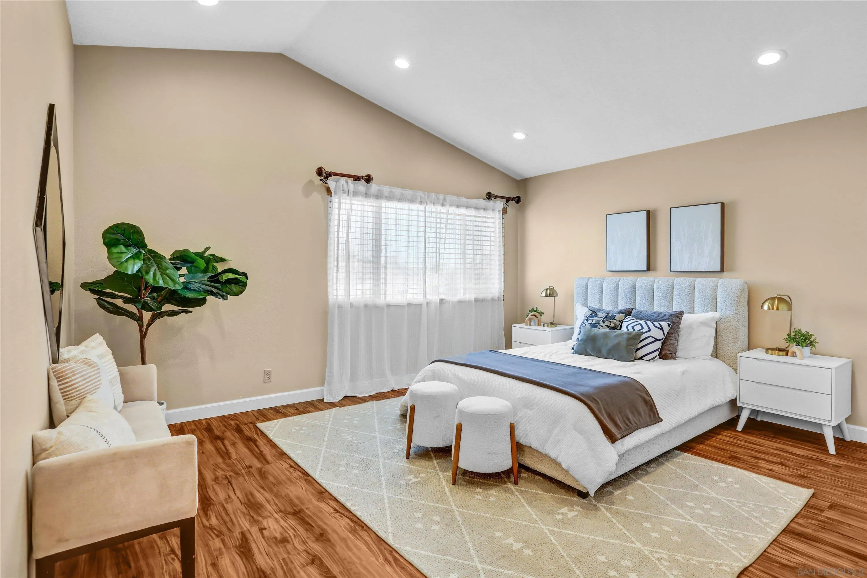 https://cdn.realtyfeed.com/cdn/127/260002832/17800e323925373cd3f65310e046d5ef.webp