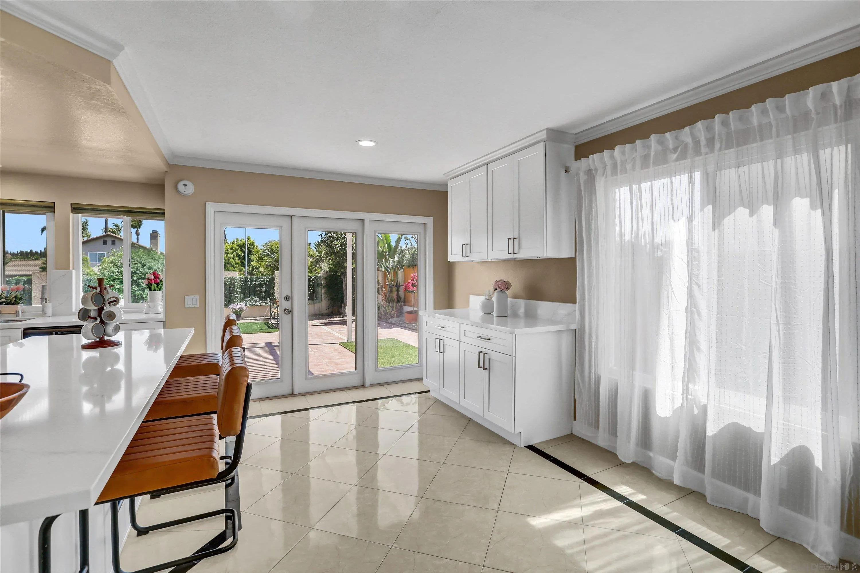 https://cdn.realtyfeed.com/cdn/127/260002832/717b6cd9bcca63034d81d194d99c1042.webp