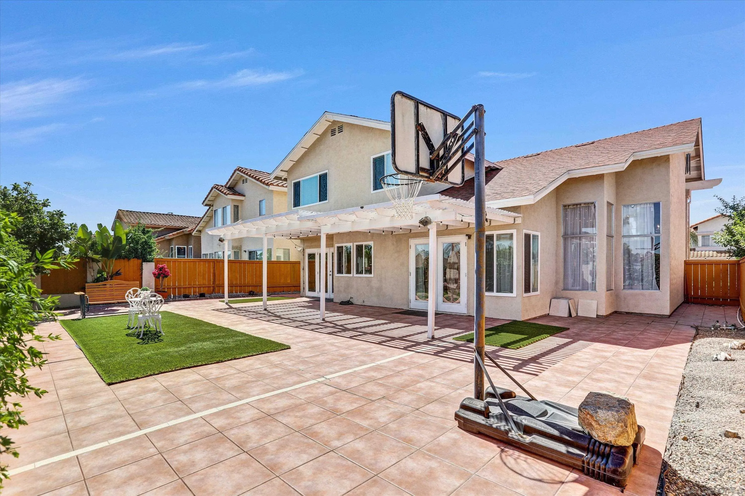 https://cdn.realtyfeed.com/cdn/127/260002832/758a7251bedd7074c9ab1569d0f72bcf.webp