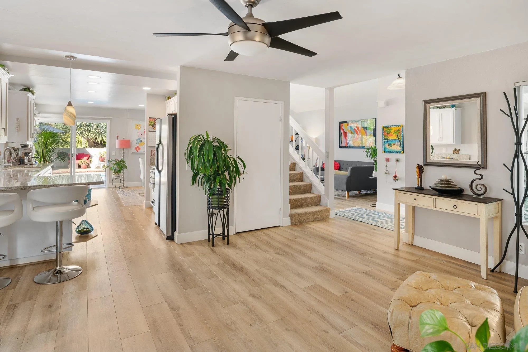 https://cdn.realtyfeed.com/cdn/127/260002834/f55ea75008fe33942dc7dd4b5e884555.webp