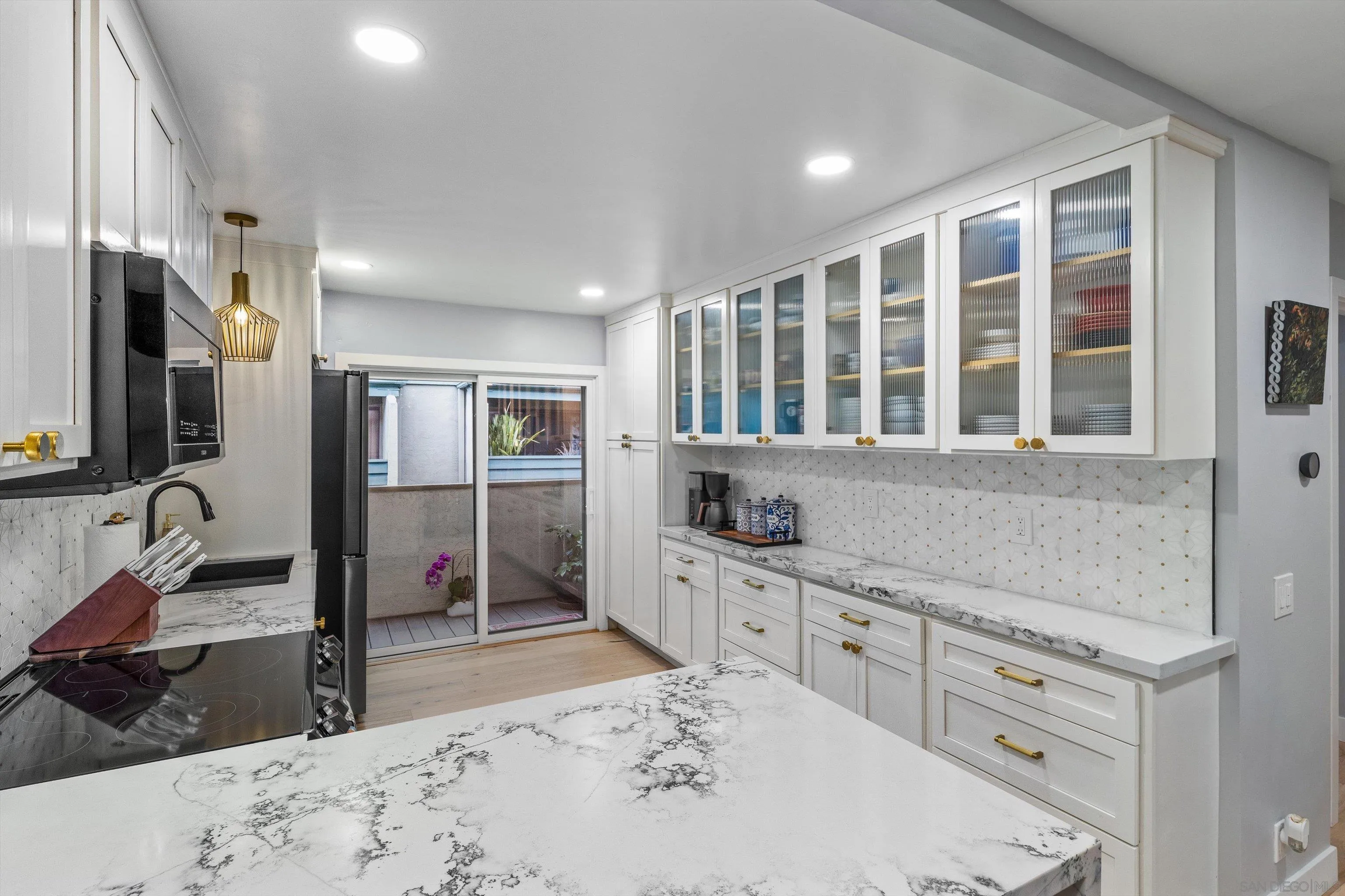 https://cdn.realtyfeed.com/cdn/127/260002836/fe208f6e89d04c44e17dd93c7f84a461.webp