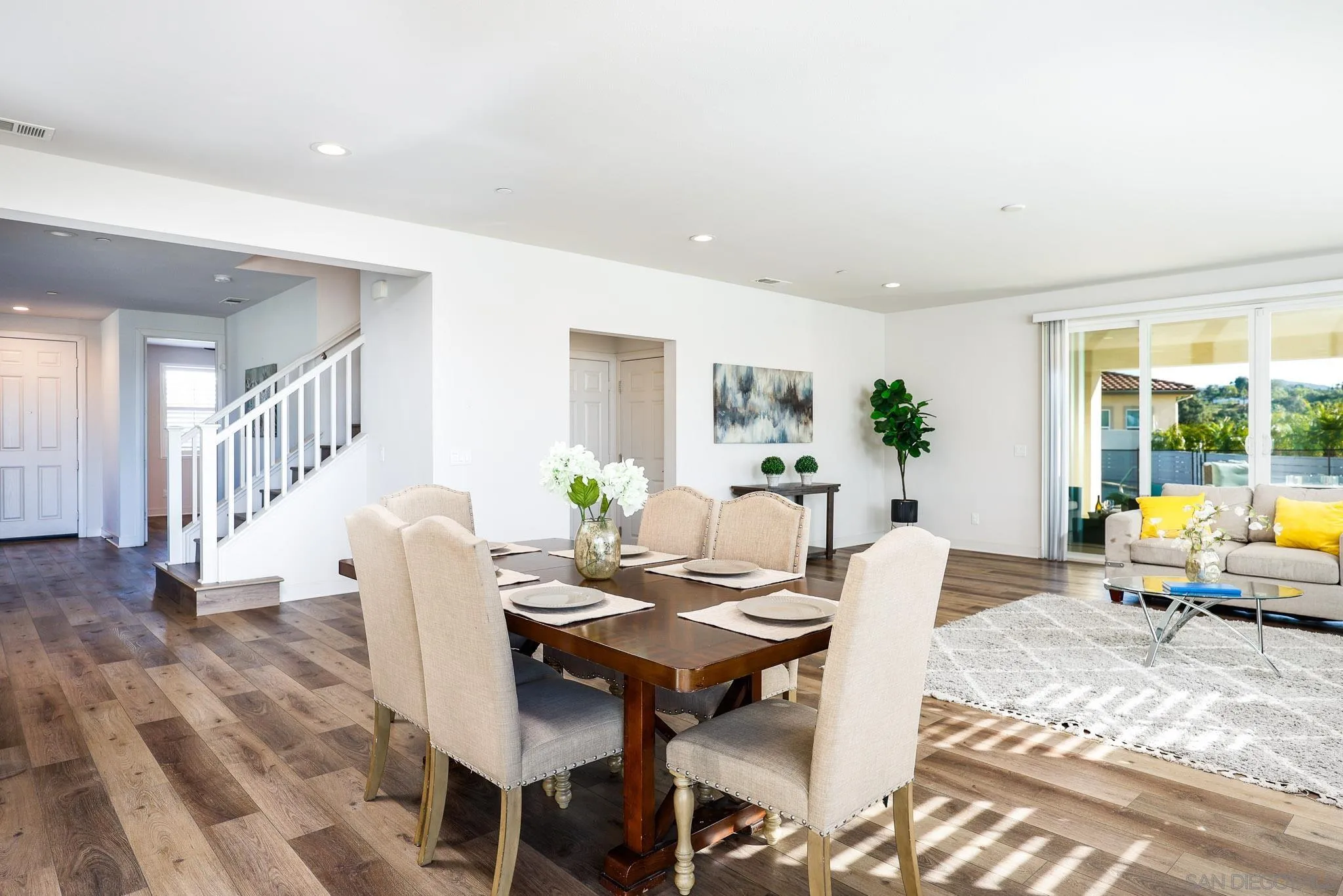 https://cdn.realtyfeed.com/cdn/127/260002847/1699511cc3a78e65c214e1ba68a60713.webp