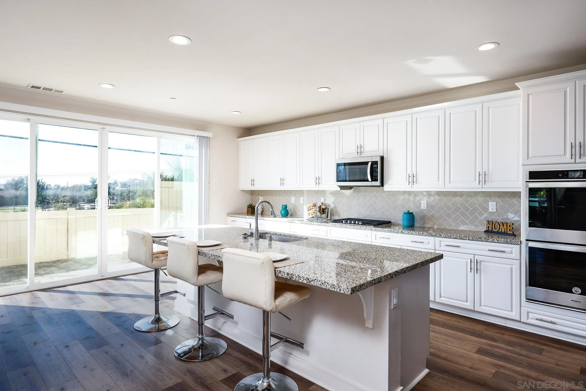 https://cdn.realtyfeed.com/cdn/127/260002847/3ec3eb3d18673dba909292058b0d969e.webp