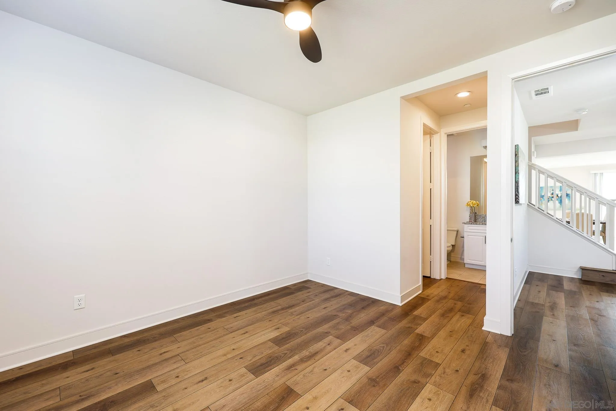 https://cdn.realtyfeed.com/cdn/127/260002847/5b628a1edb6b7432710e5decfac63c2c.webp