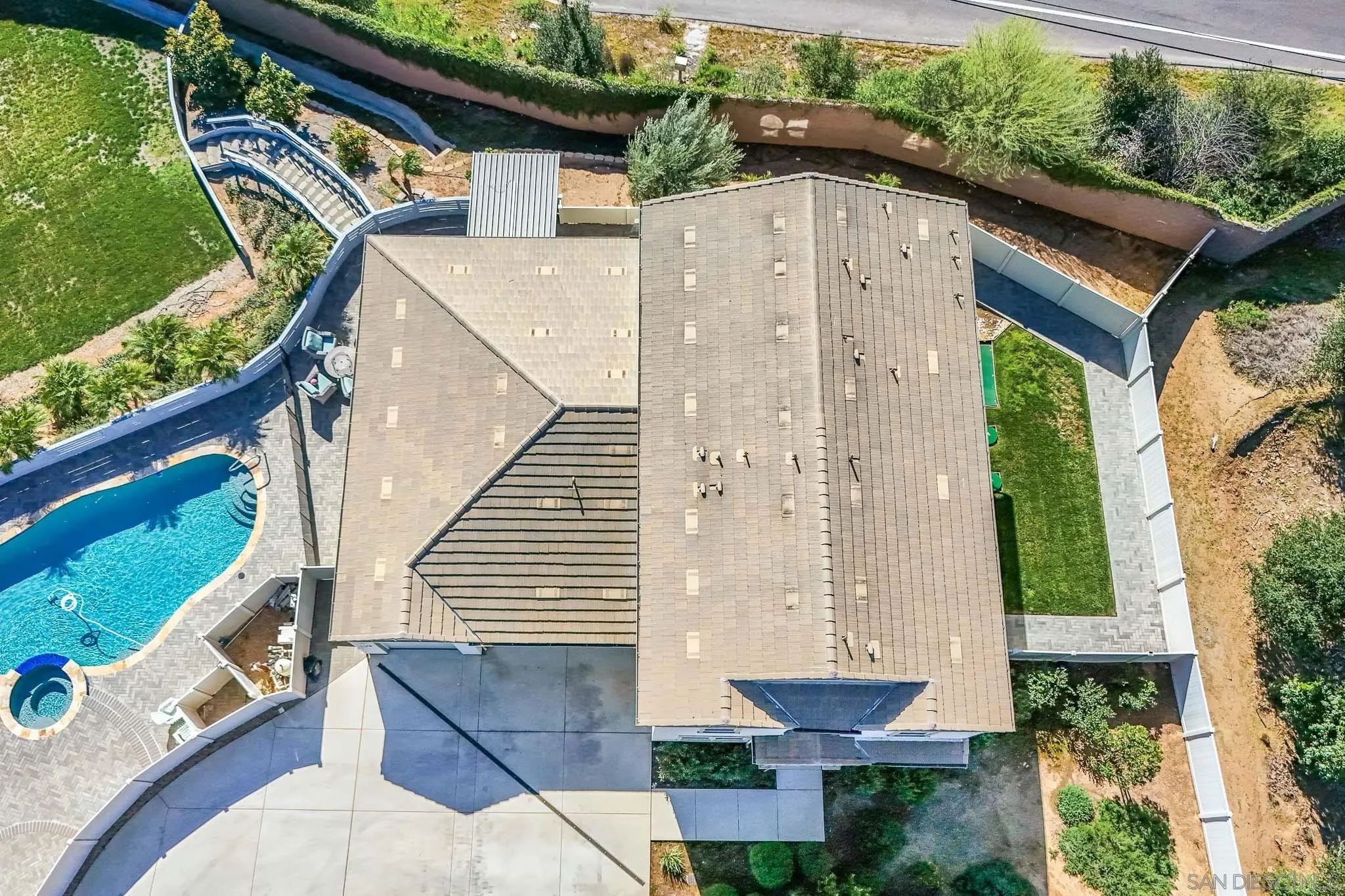 https://cdn.realtyfeed.com/cdn/127/260002847/bc564a3fb43031f0a2426b2f12f07b30.webp