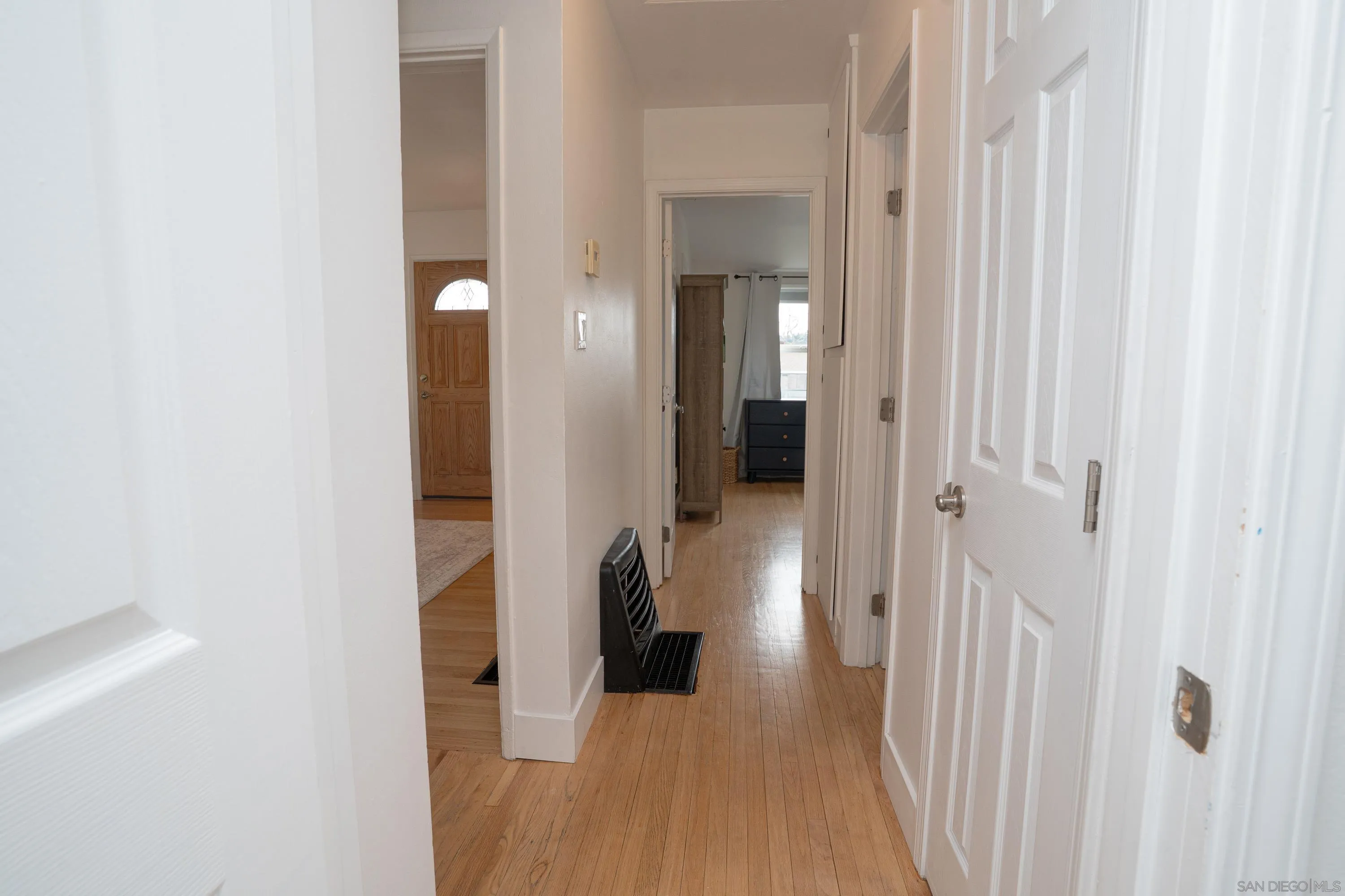 https://cdn.realtyfeed.com/cdn/127/260002850/5d6d656bf427eea585f590d7c27492a4.webp