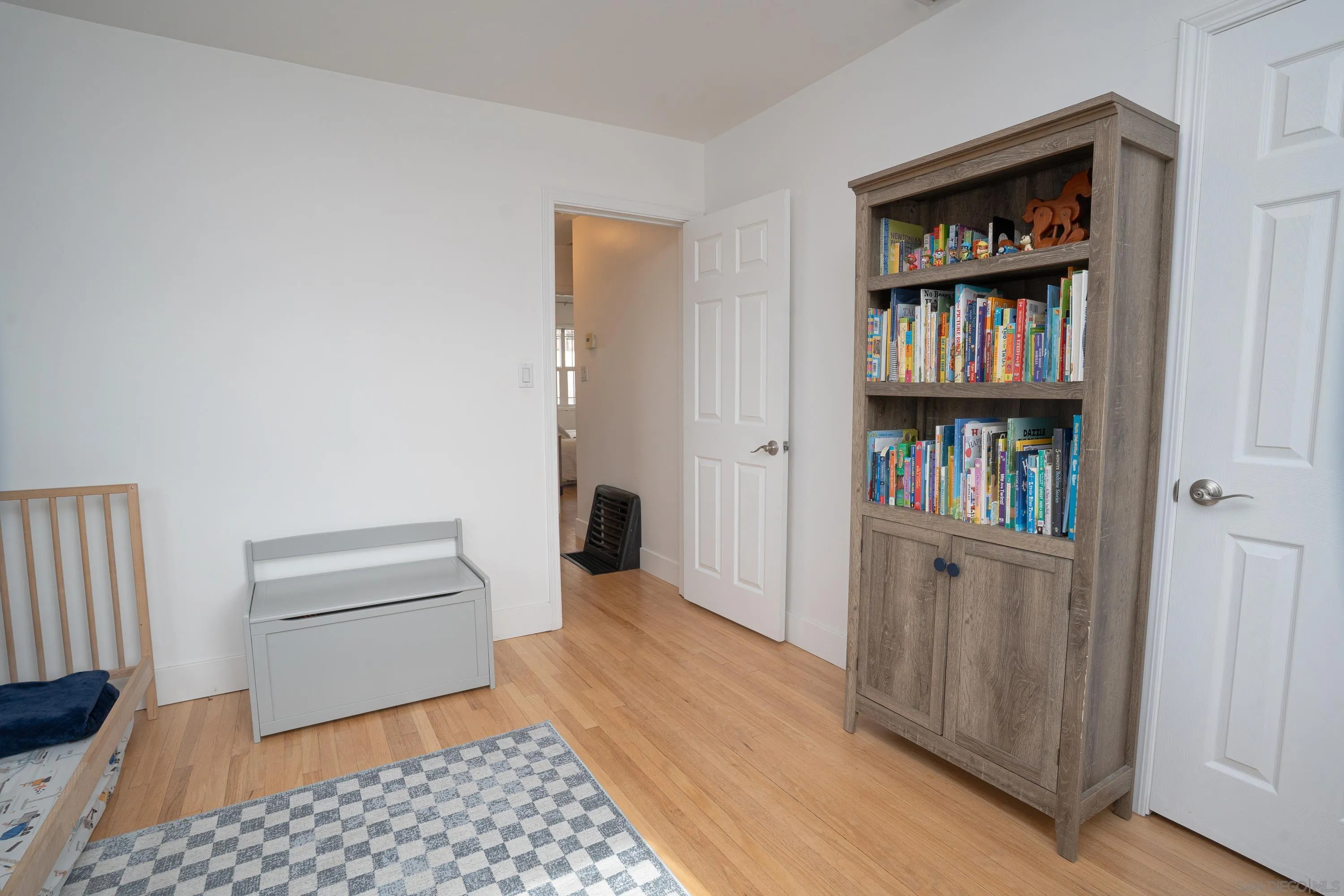https://cdn.realtyfeed.com/cdn/127/260002850/7f259aa11f0f3c863418997109444ac5.webp