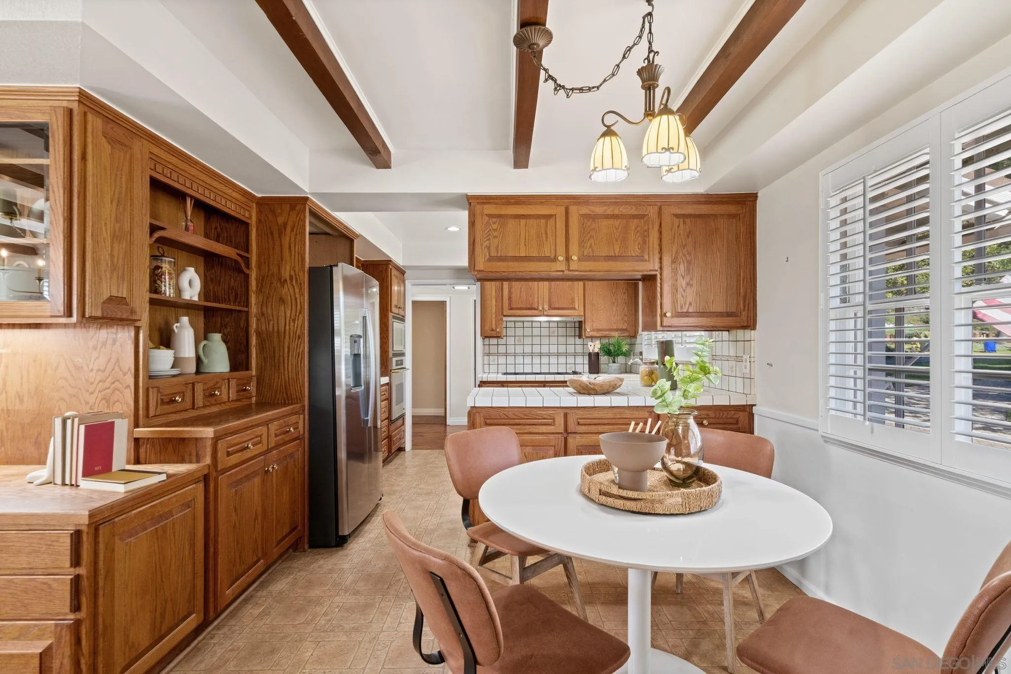 https://cdn.realtyfeed.com/cdn/127/260002854/09c3bb265d6c72771c057b283c2b8227.webp
