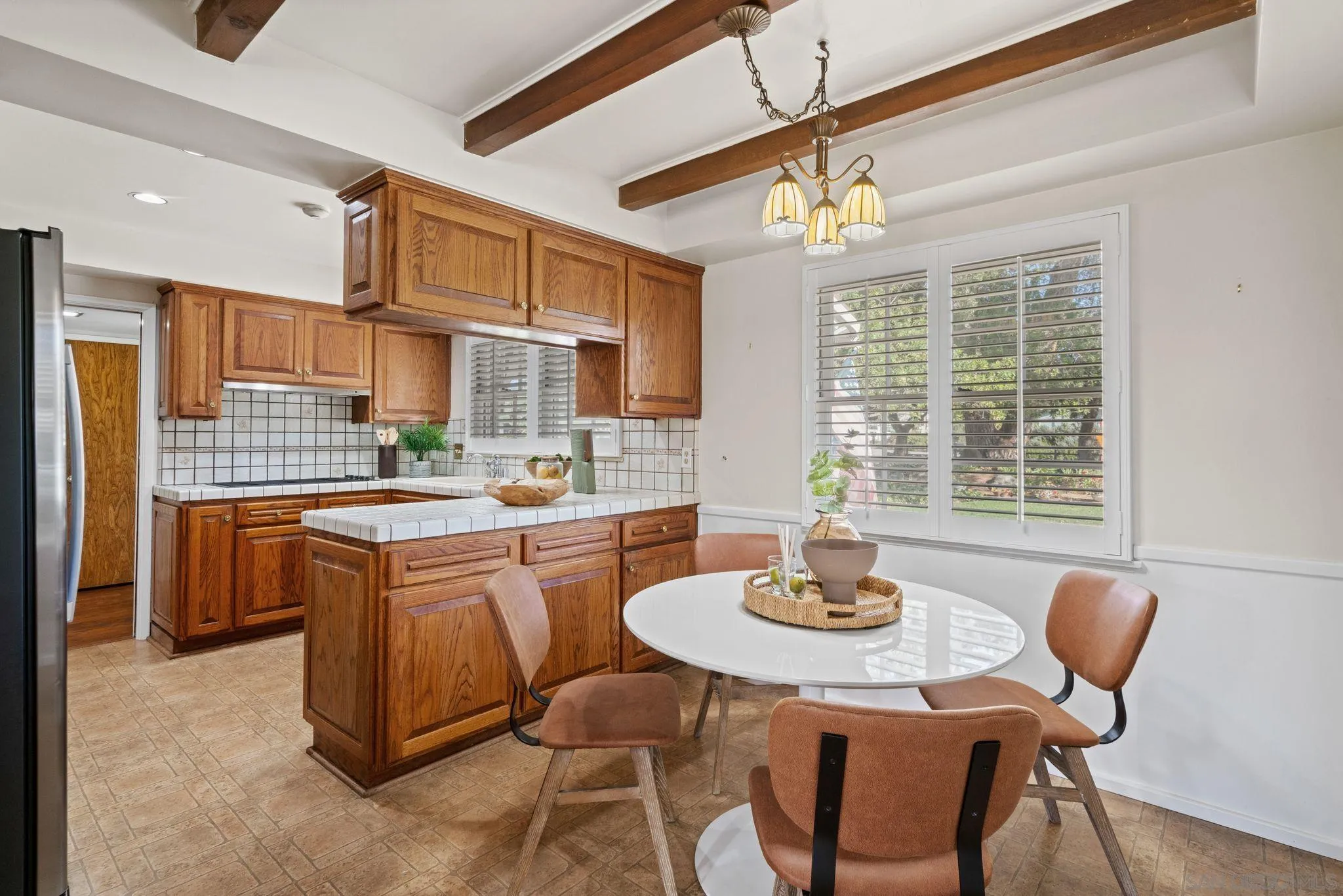 https://cdn.realtyfeed.com/cdn/127/260002854/825795a940c4ead2497be47a746481ba.webp