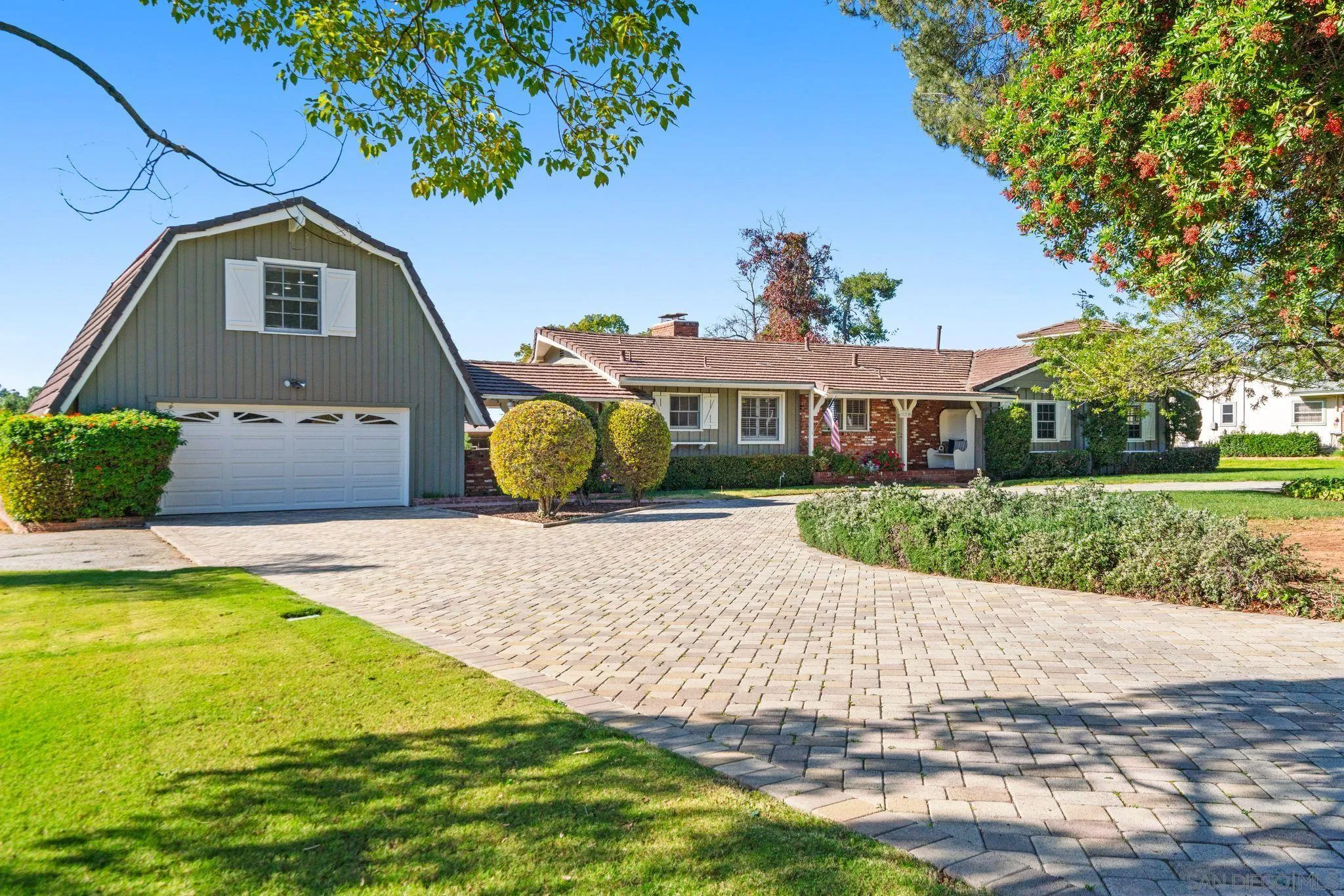 https://cdn.realtyfeed.com/cdn/127/260002854/fc89cfd87061619bd2e6706d2c71341a.webp