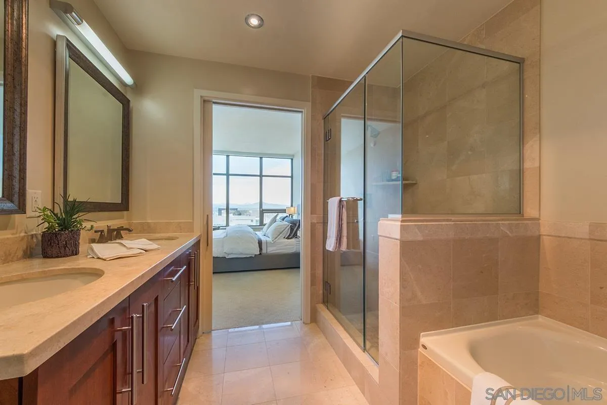 Photo #8: 260002858 Listing: Photo #8