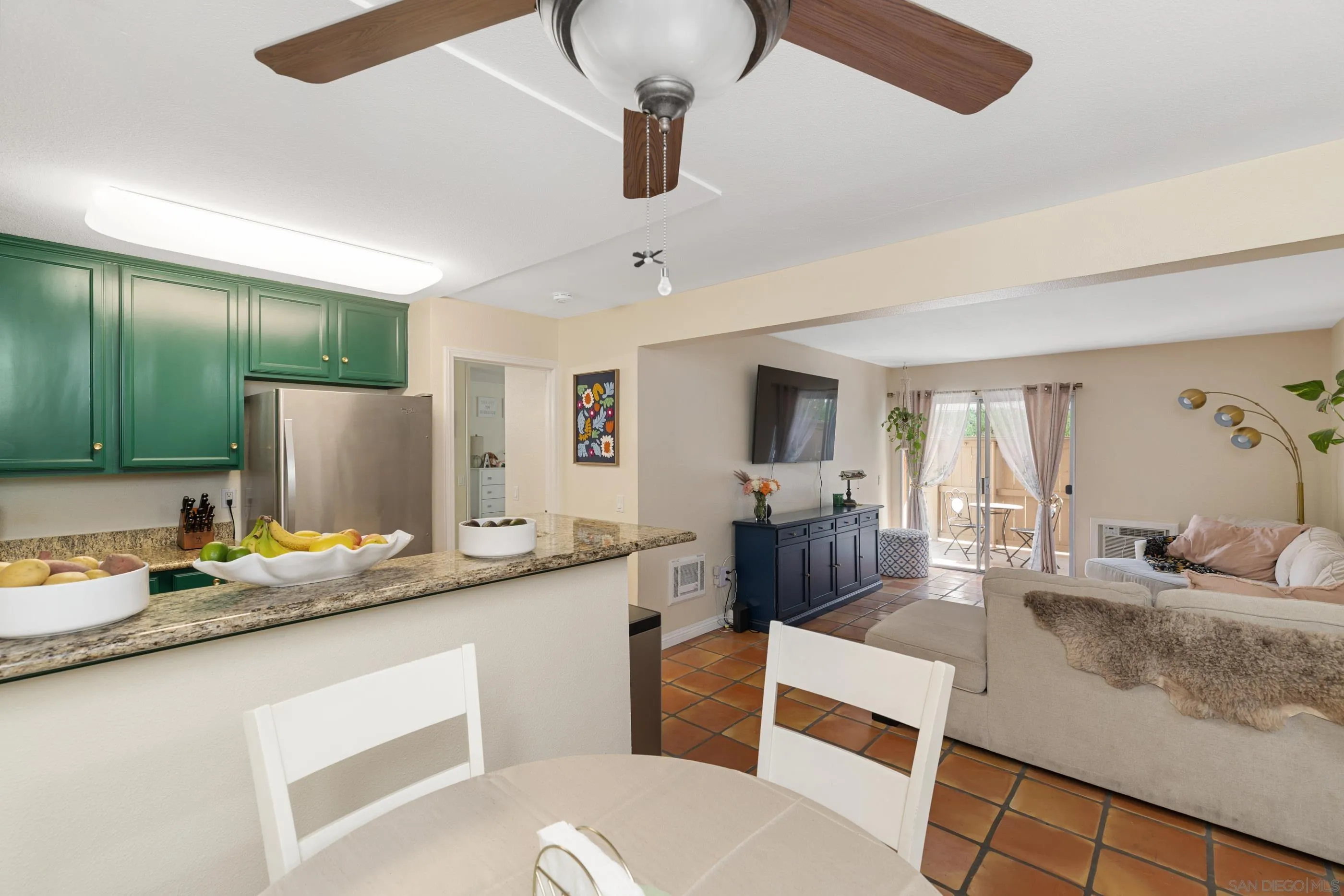 Photo #5: 260002860 Listing: Photo #5