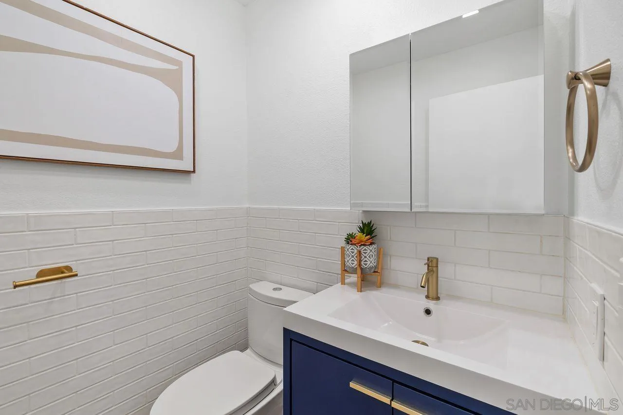 https://cdn.realtyfeed.com/cdn/127/260002861/6cad1369475abcb60307e6056821bea3.webp