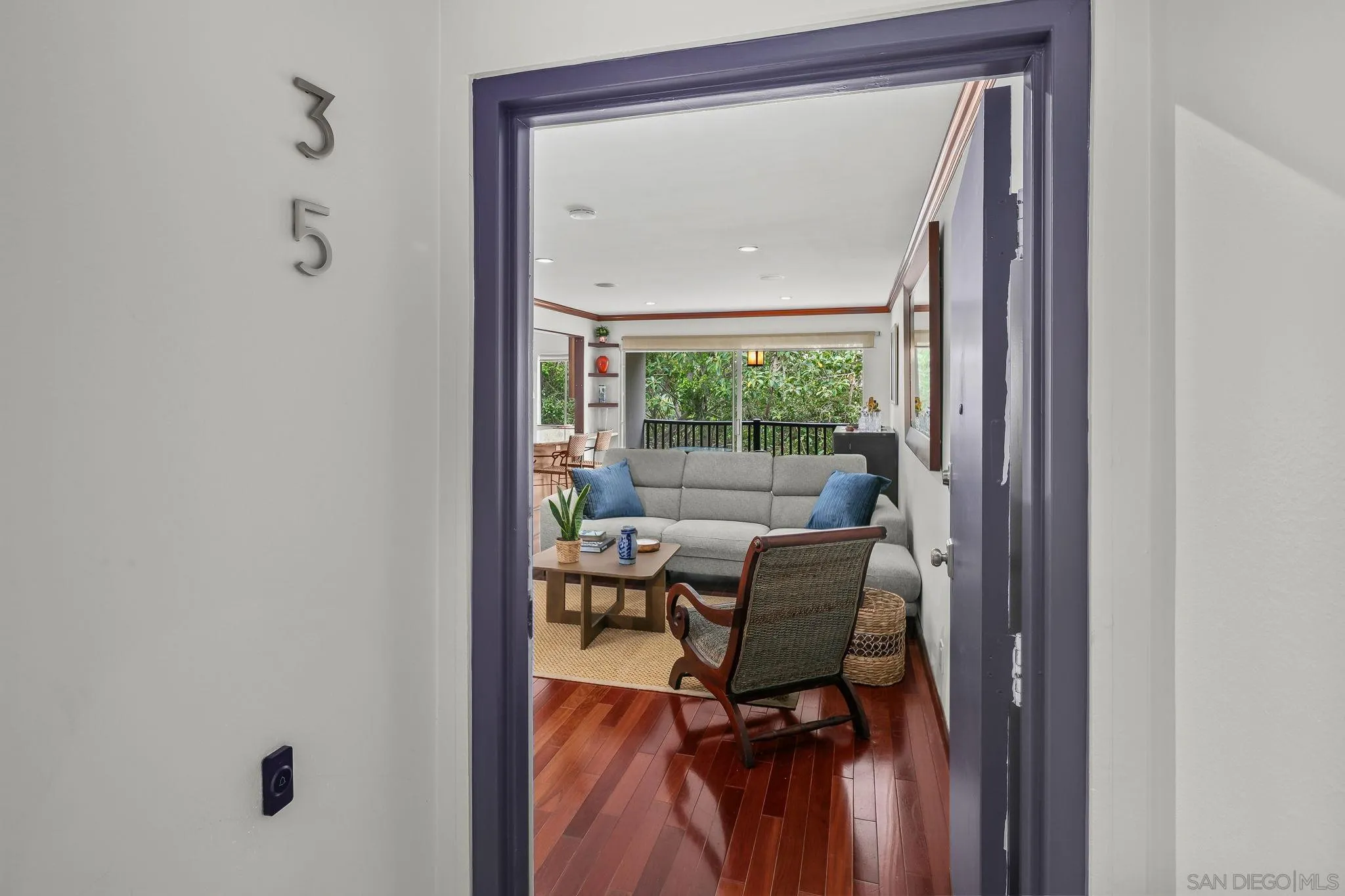https://cdn.realtyfeed.com/cdn/127/260002862/6294d26b8ba571b77126895fed56cc96.webp