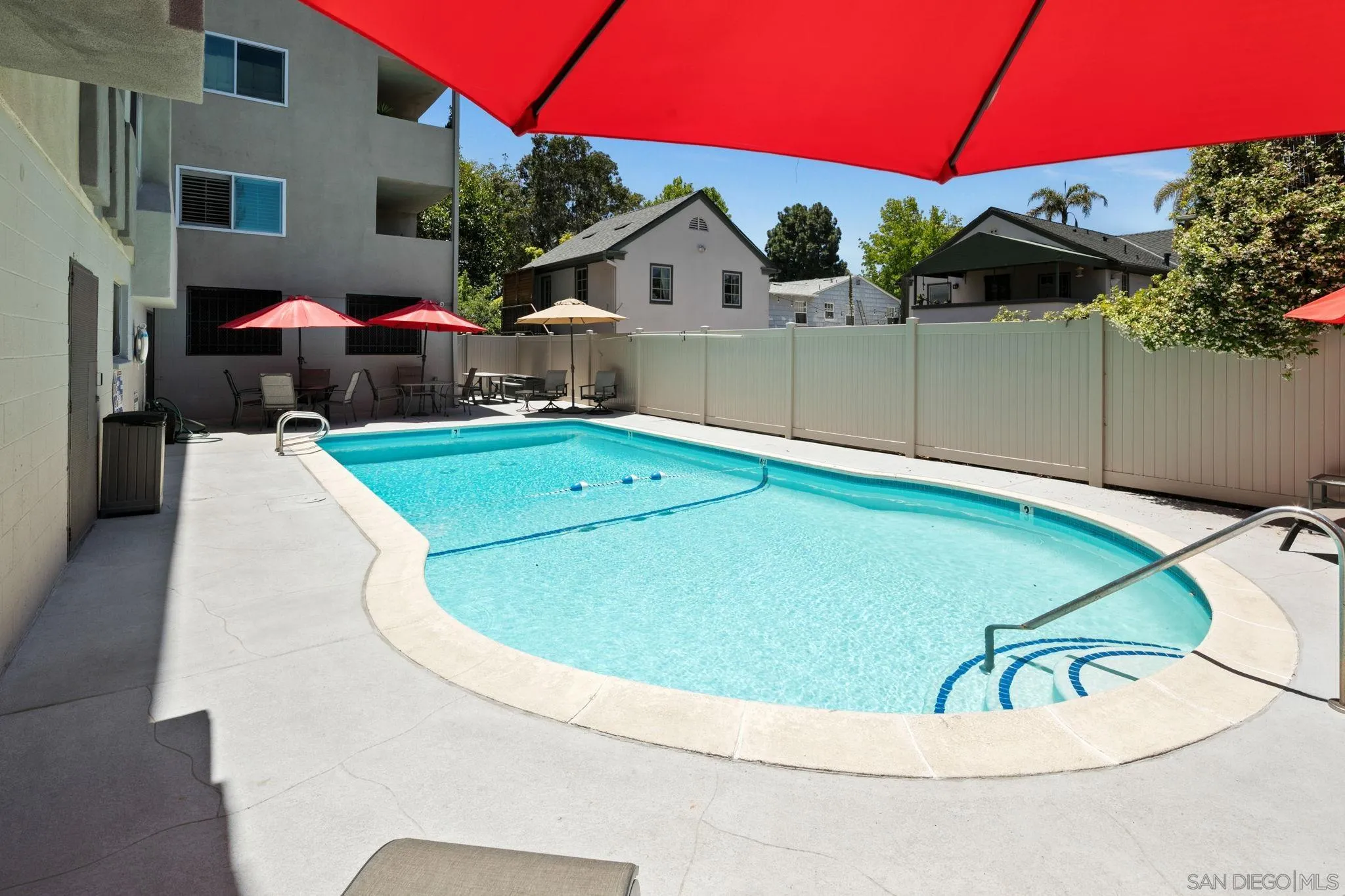 https://cdn.realtyfeed.com/cdn/127/260002862/73b914cddcc53e2499b976736a95c01e.webp