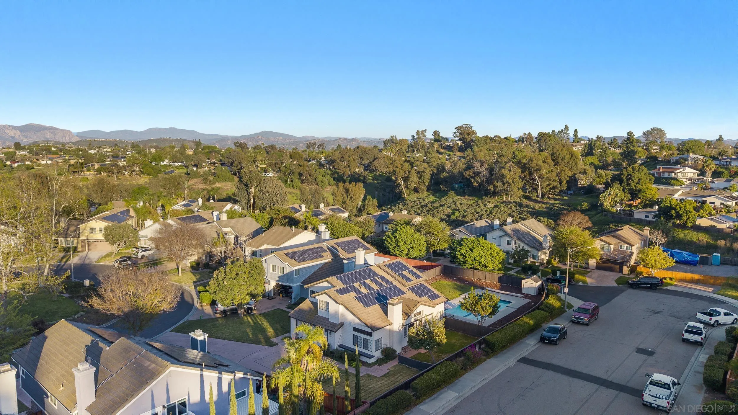 https://cdn.realtyfeed.com/cdn/127/260002863/cc10073058c323115aa31a4d2eb98e34.webp