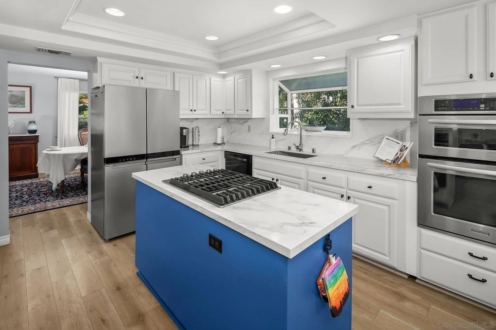 https://cdn.realtyfeed.com/cdn/127/260002869/37622343cc50826970e0e80cdcf8a2f4.webp