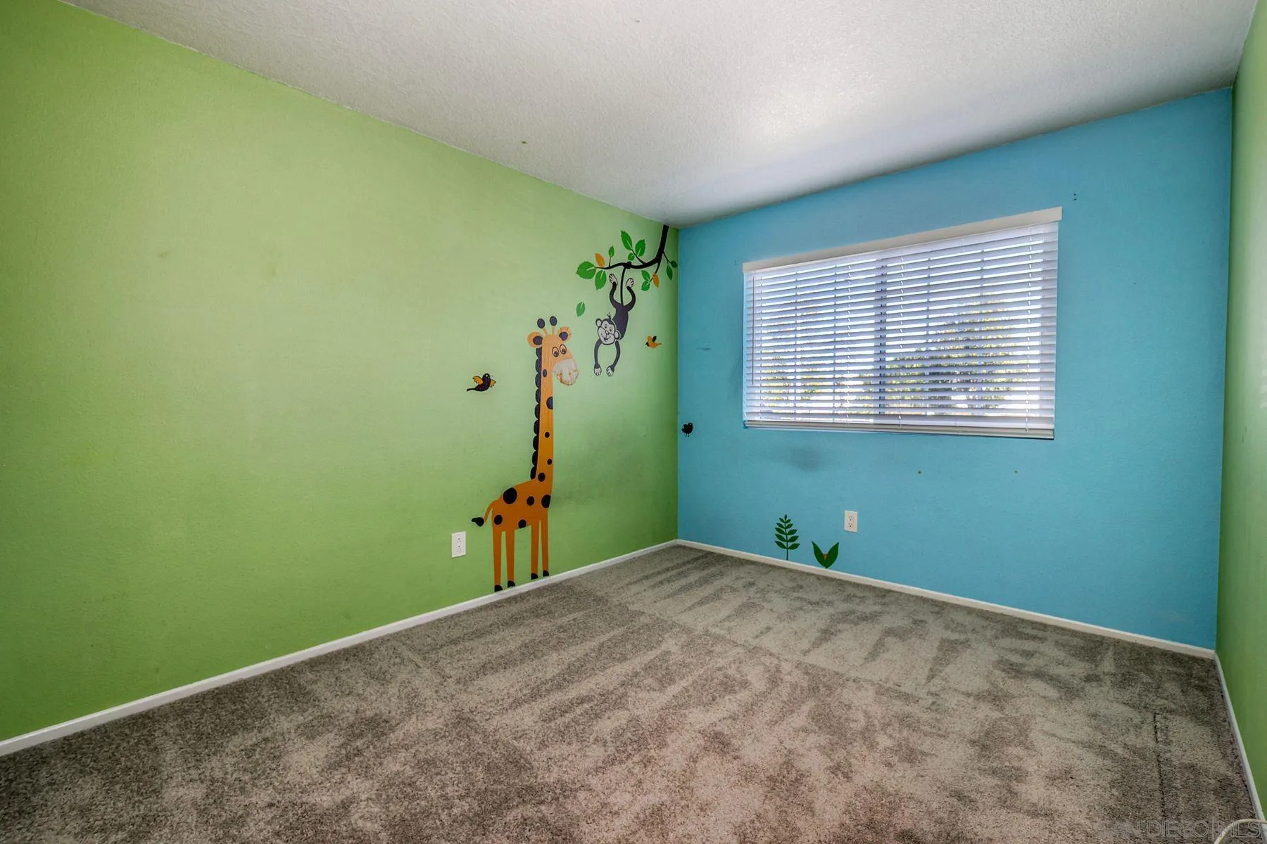 https://cdn.realtyfeed.com/cdn/127/260002873/f881776694f1ea345004f7168e2d8589.webp