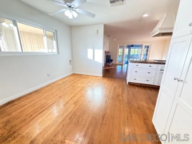 https://cdn.realtyfeed.com/cdn/127/260002876/38b06b2621e56f0749e27d2633909838.webp