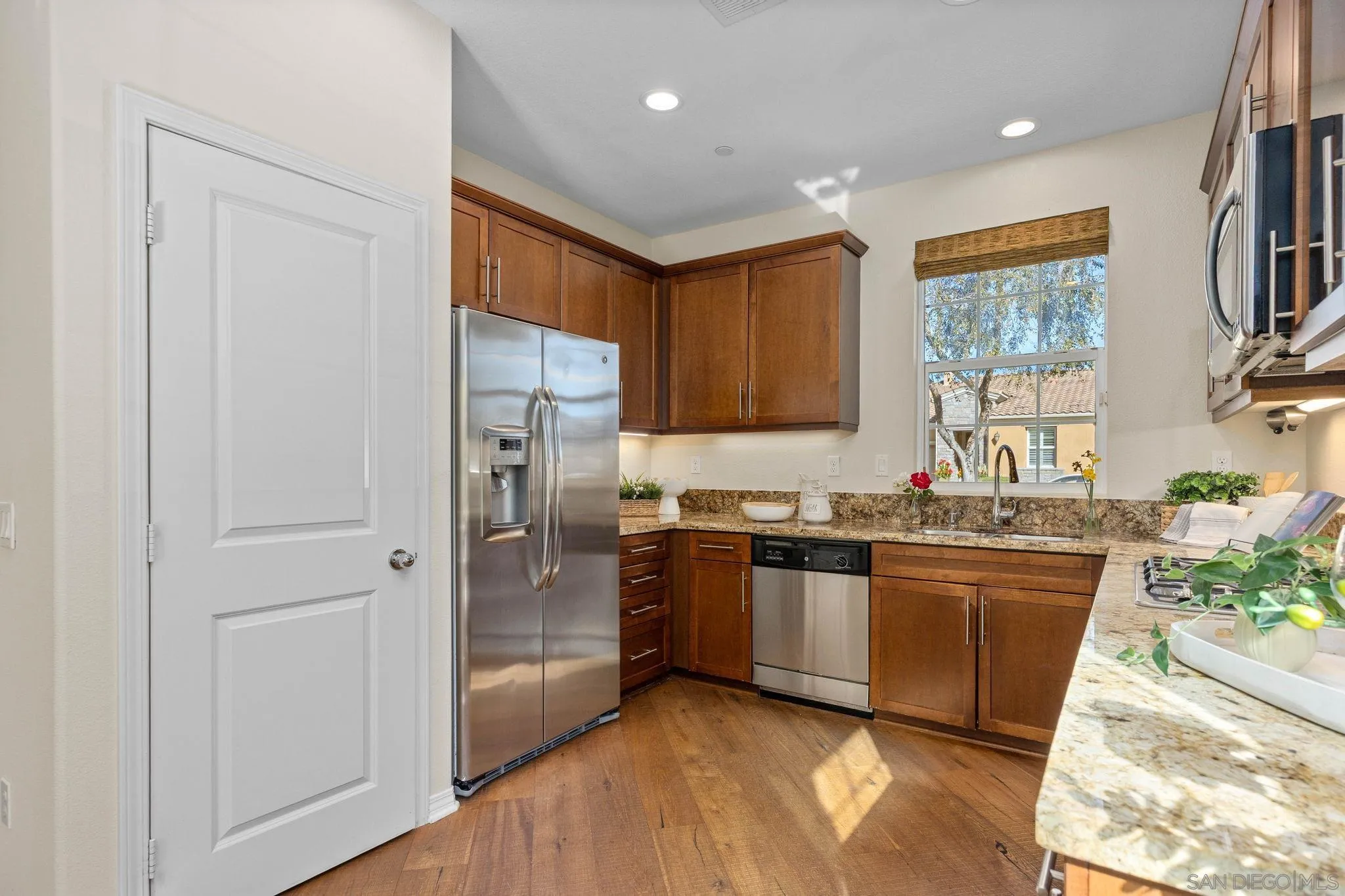 https://cdn.realtyfeed.com/cdn/127/260002879/425491954163d1ecda040df76a82f84f.webp