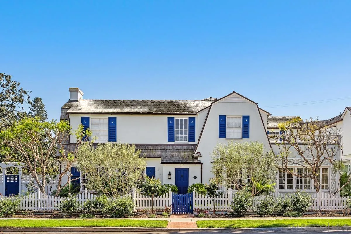 Coronado, CA 92118