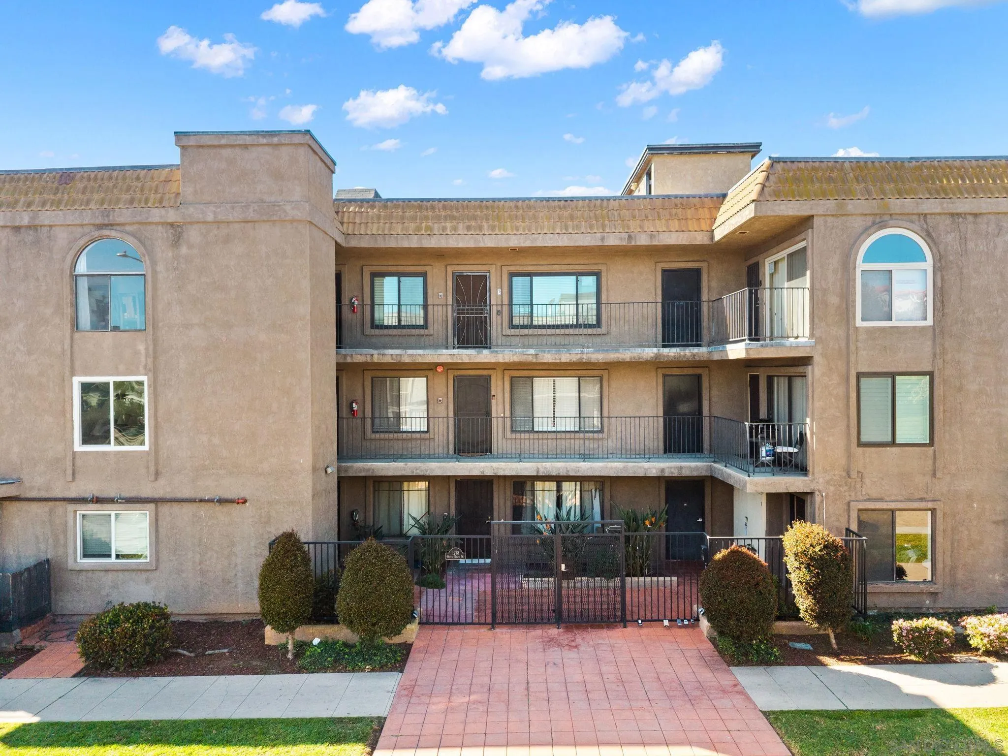 Photo #7: 260002887 Listing: Photo #7