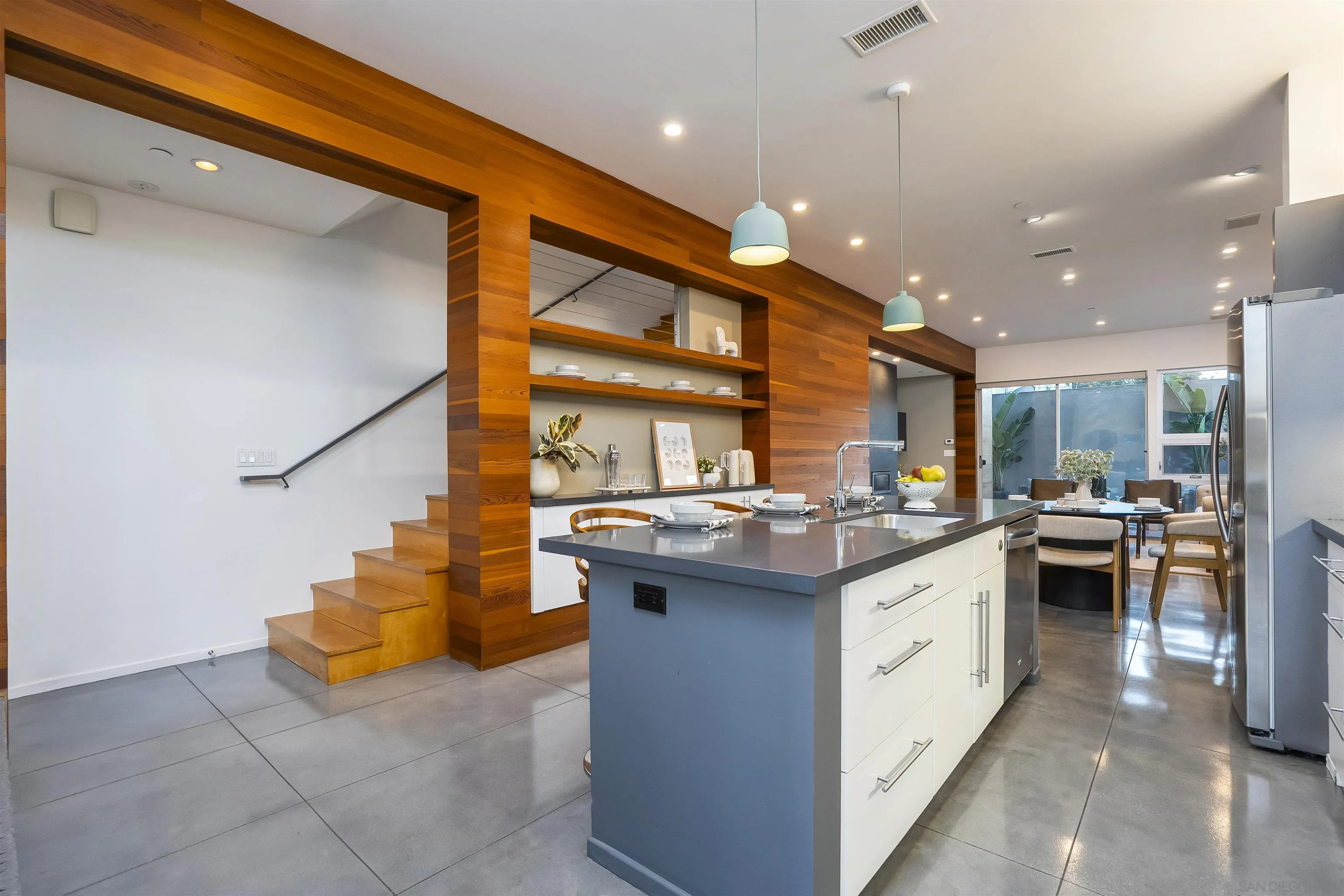 https://cdn.realtyfeed.com/cdn/127/260002892/18042dbb821194602af1a3ad9ecafb24.webp