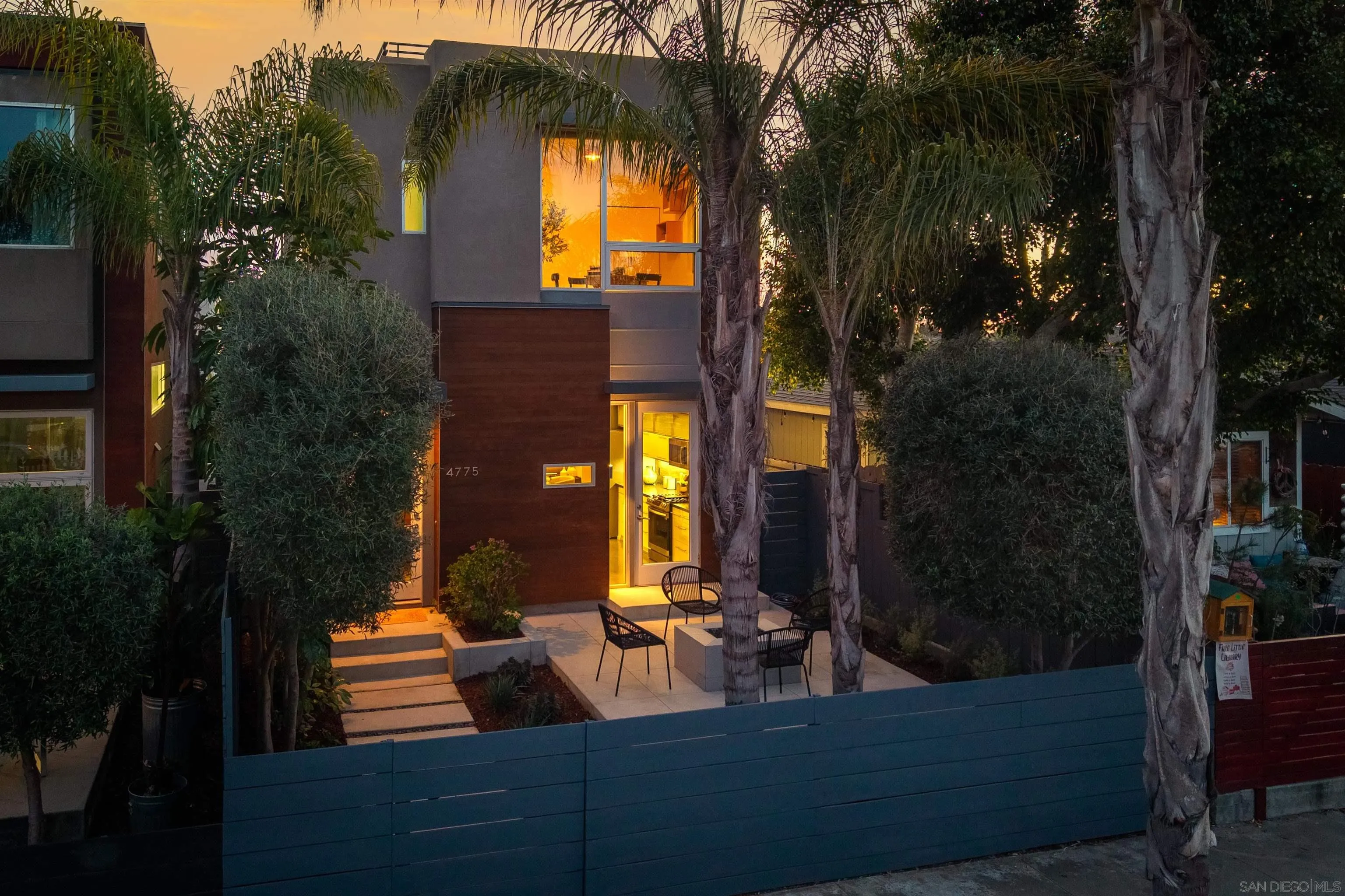 https://cdn.realtyfeed.com/cdn/127/260002892/c8f51d5194431466214c168e3f07bb8d.webp